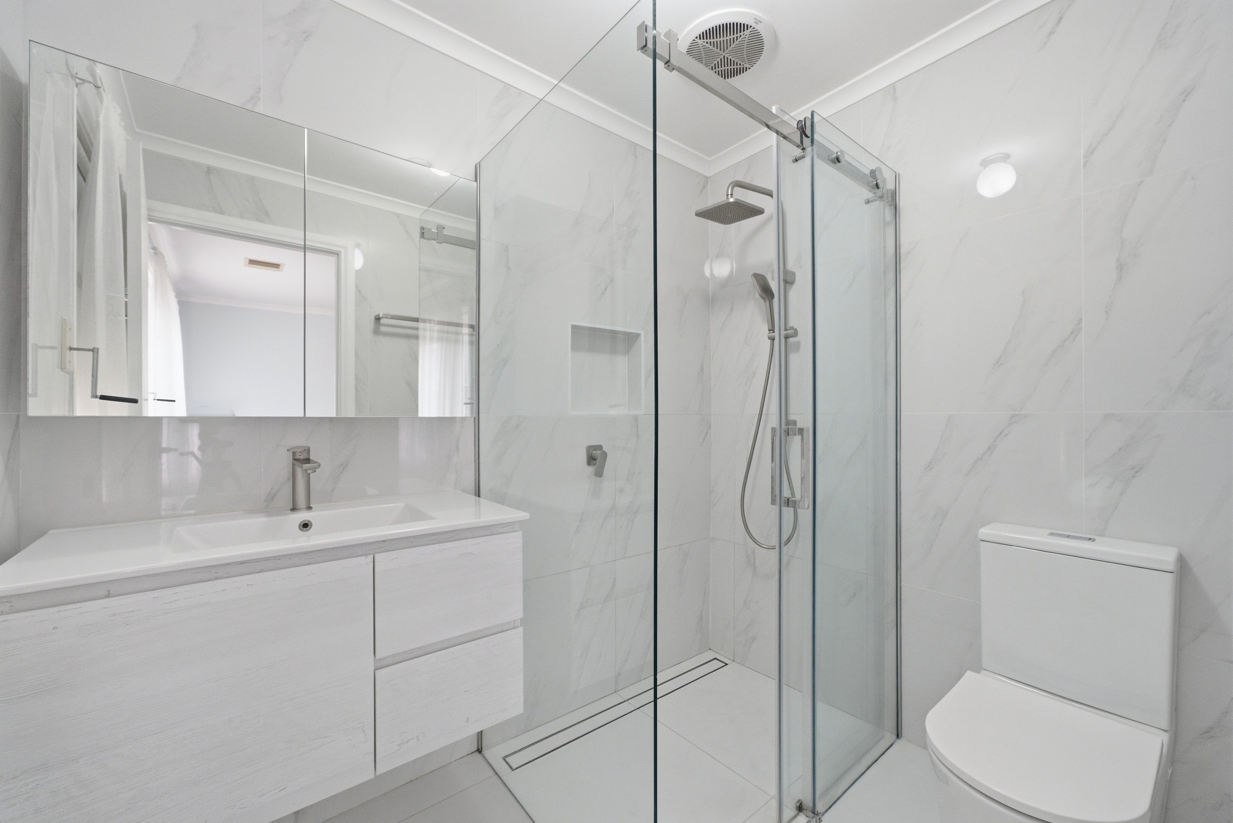 1A Burnett Street — photo 5 of 10
