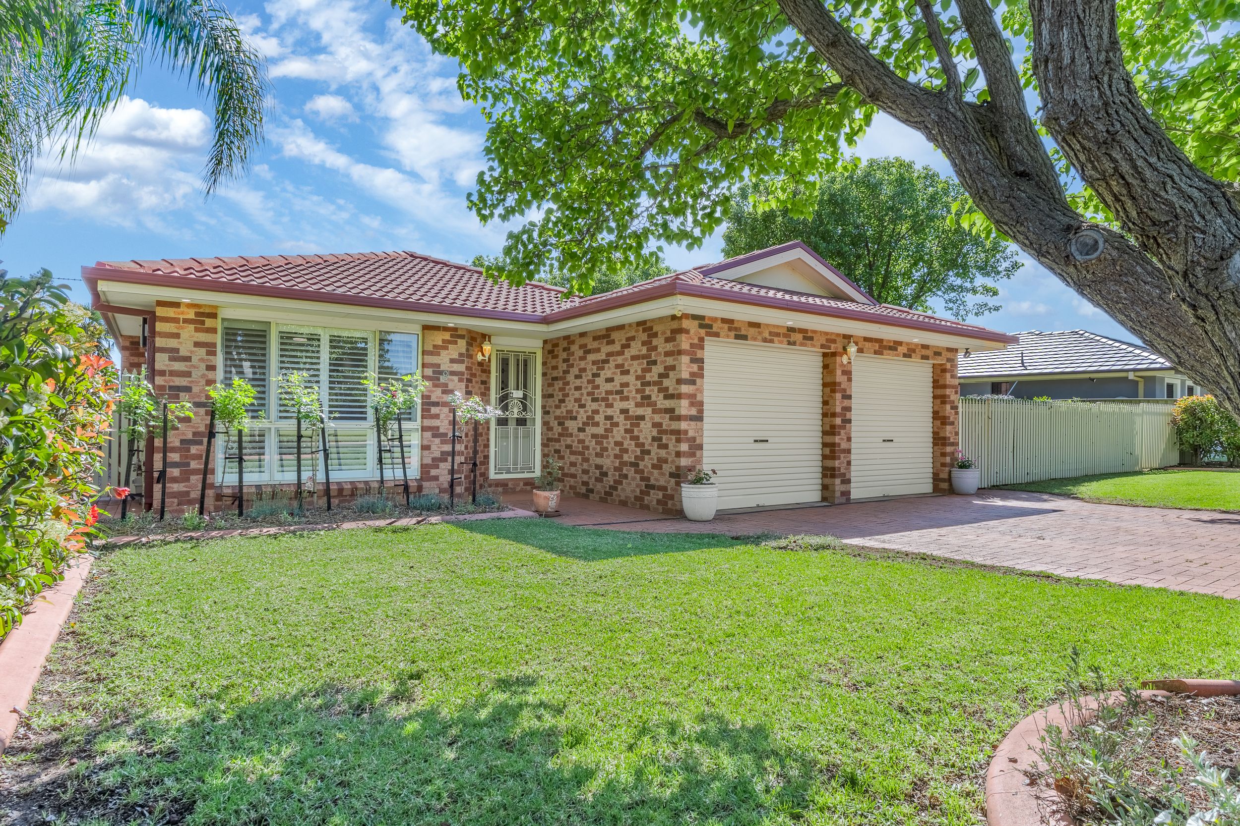 8 Ken Mcmullen Place — photo from Ray White Rural Dubbo