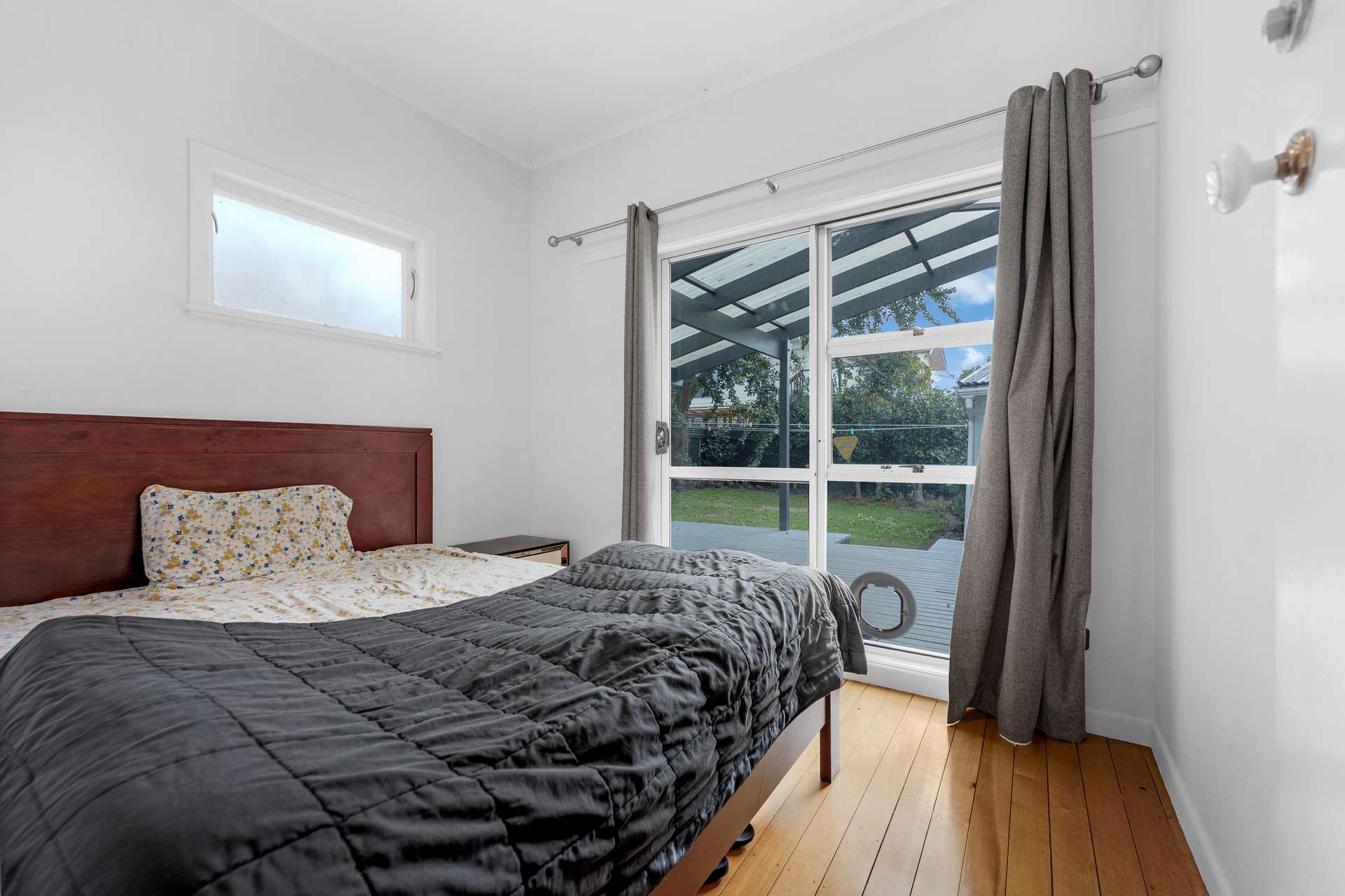 2 Fyfe Avenue photo 11