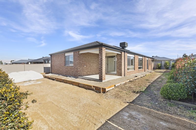 31 Gallant Way, Winter Valley, VIC 3358