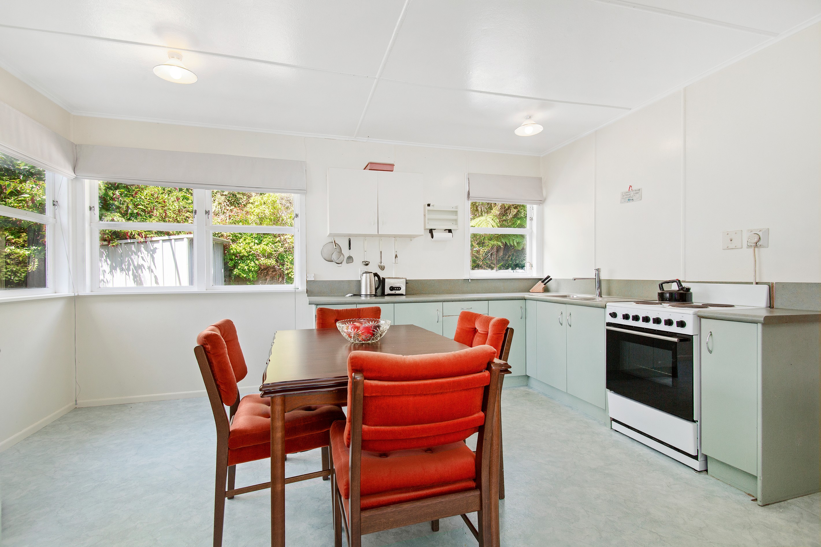 11 August Street, Stokes Valley, Lower Hutt City