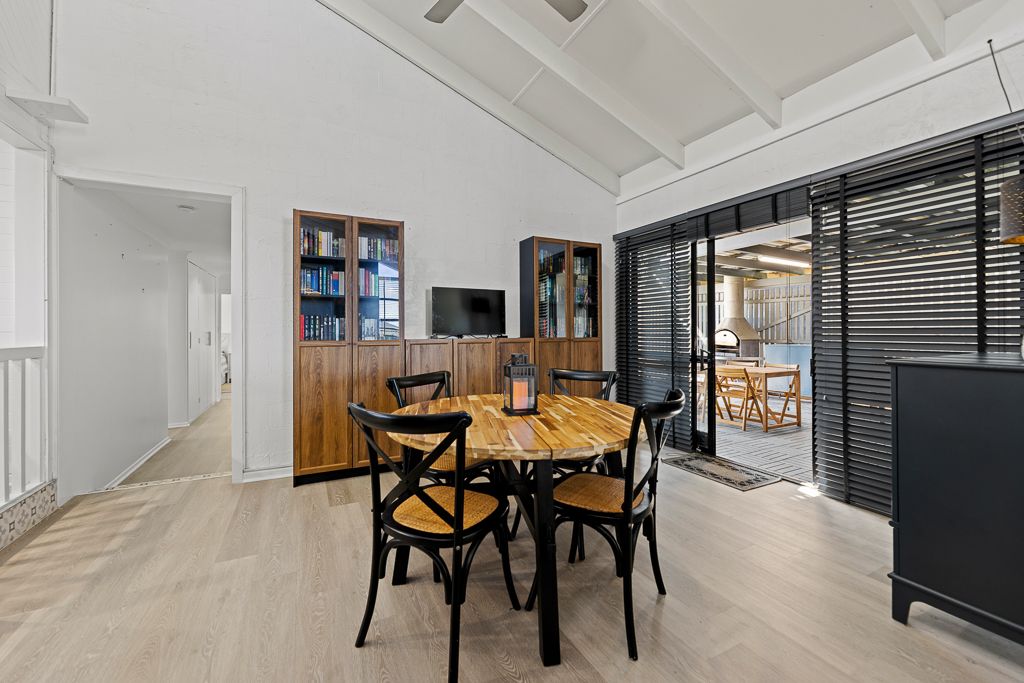107 Kennedy Street — photo 5 of 24