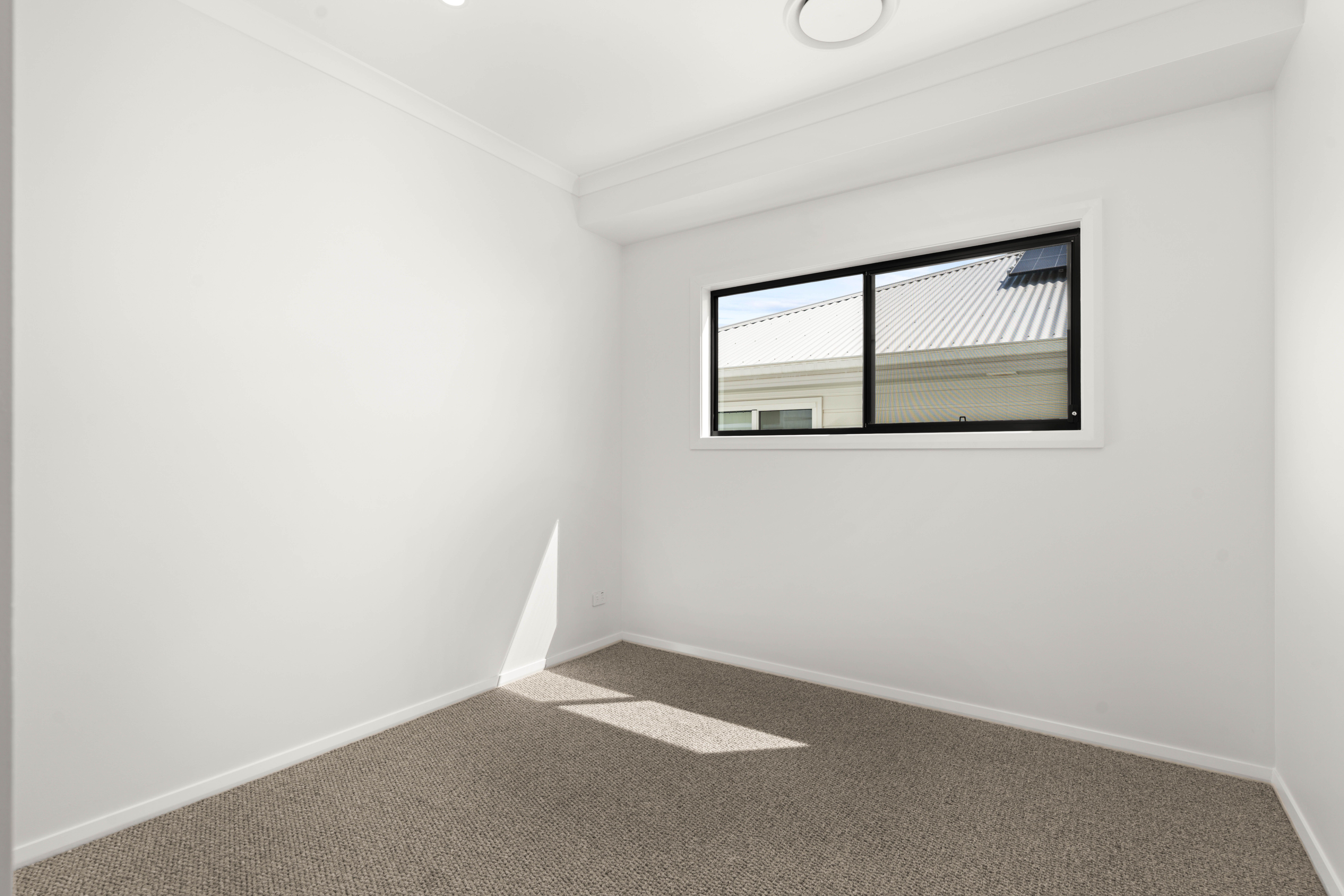 23B Sabre Street — photo 11 of 22