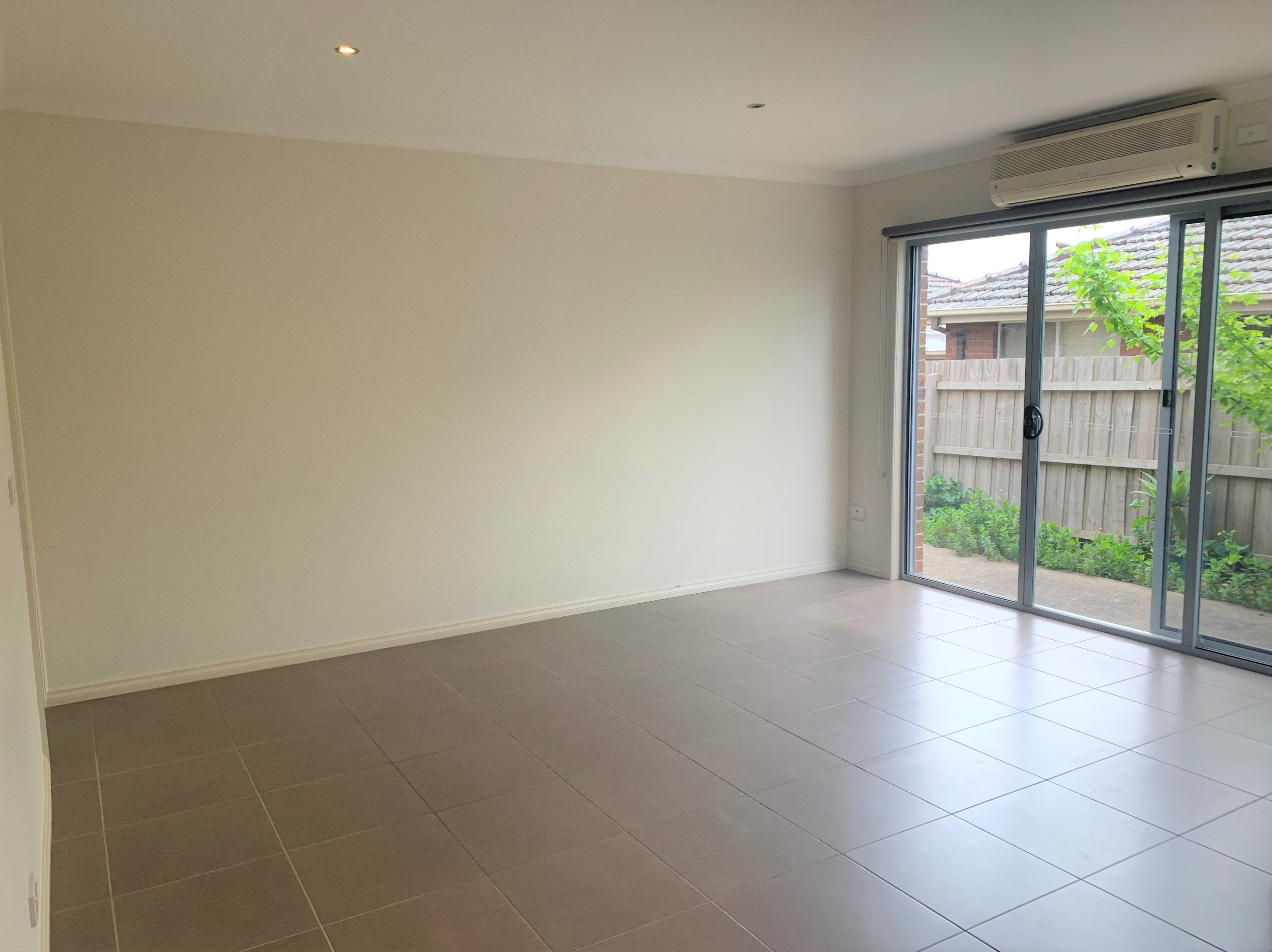 2/23 Olive Street, Reservoir, VIC 3073