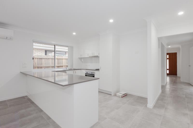 15 Dysart Drive, Holmview, QLD 4207