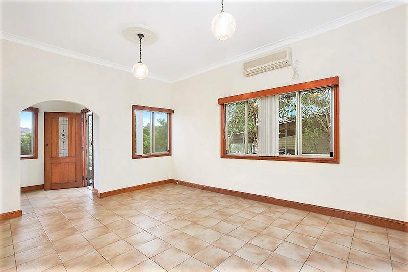 25 Nursery Street, Hornsby, NSW 2077
