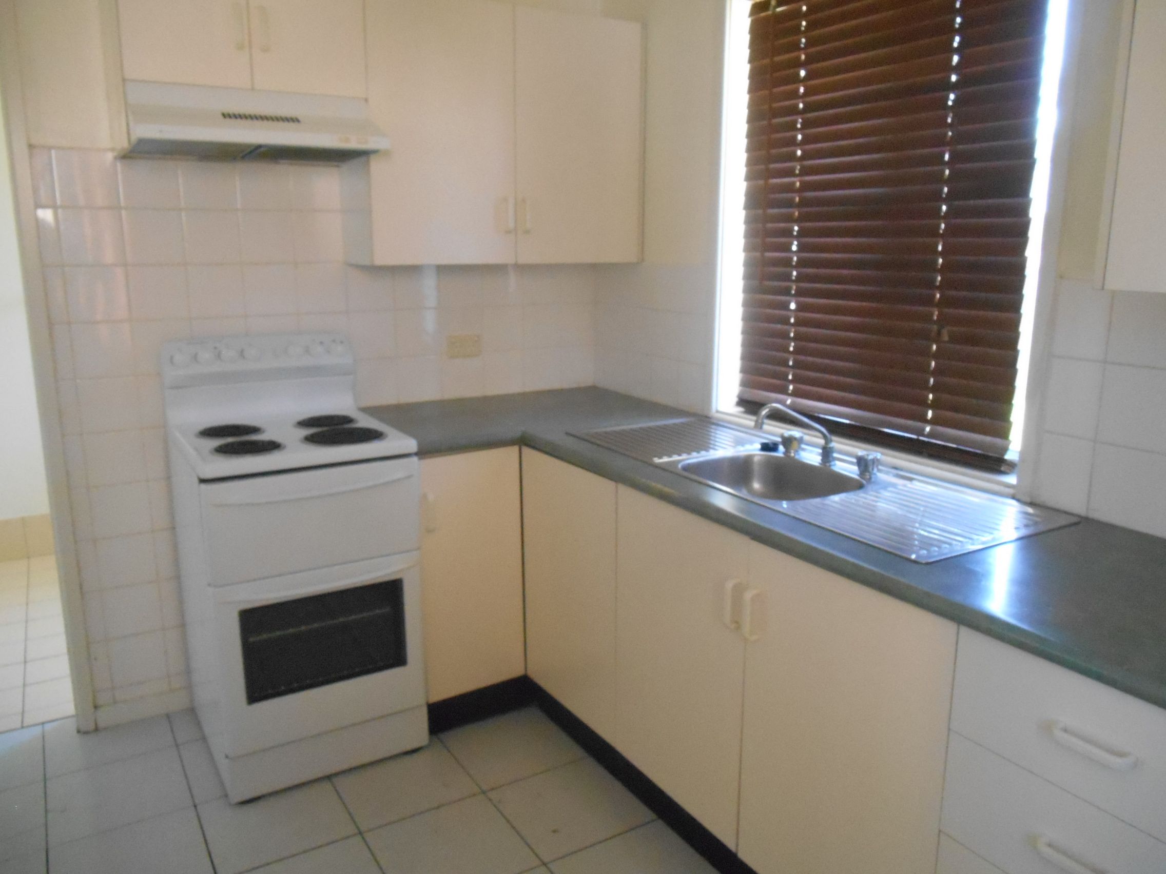 31 Sampson Crescent, Bomaderry, NSW 2541