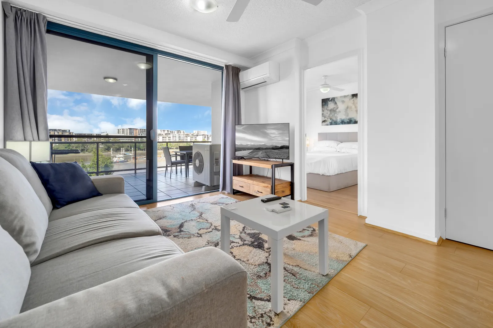 602/21 Patrick Lane, Toowong