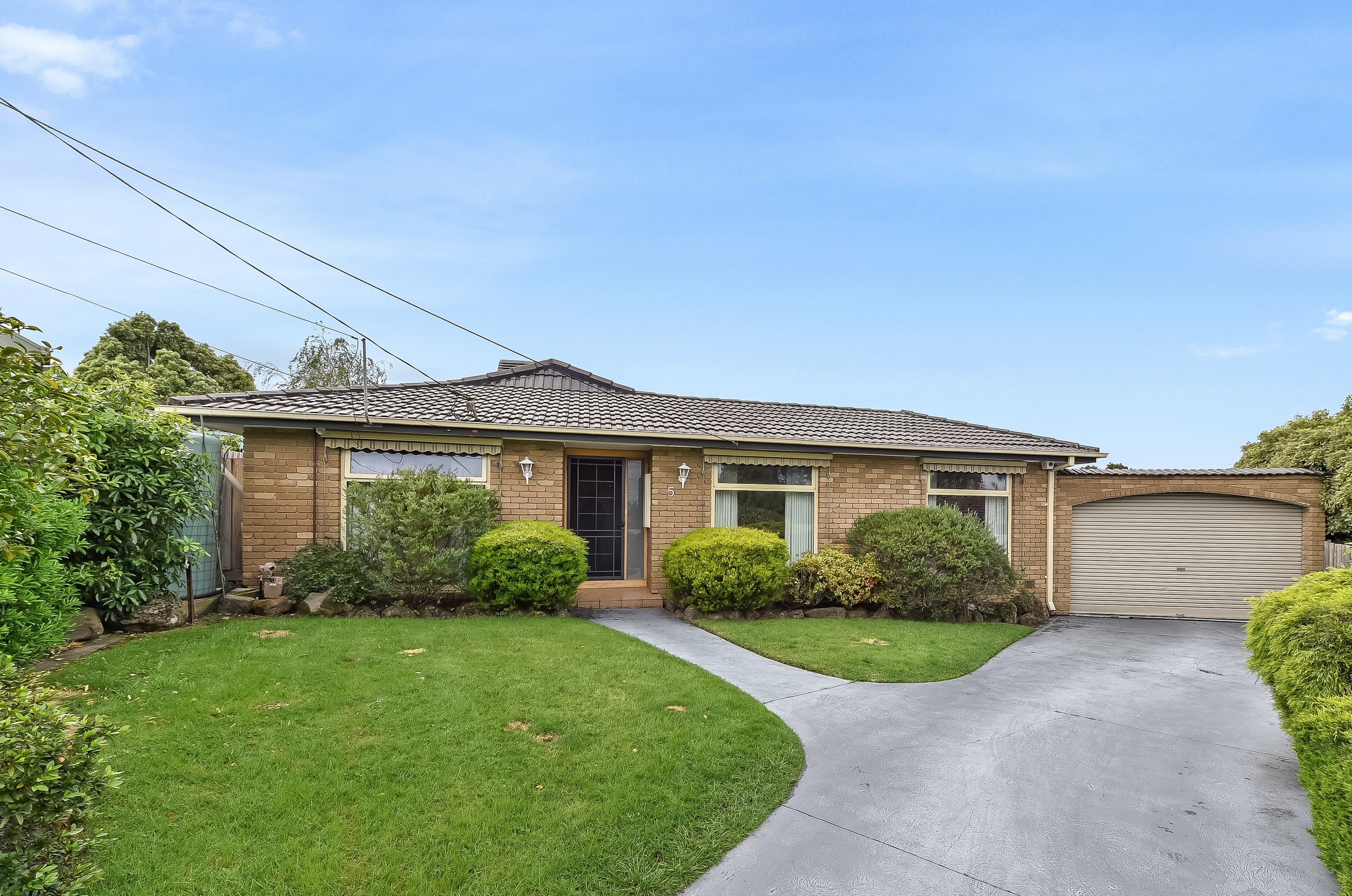 5 Morgan Close — photo 3 of 12