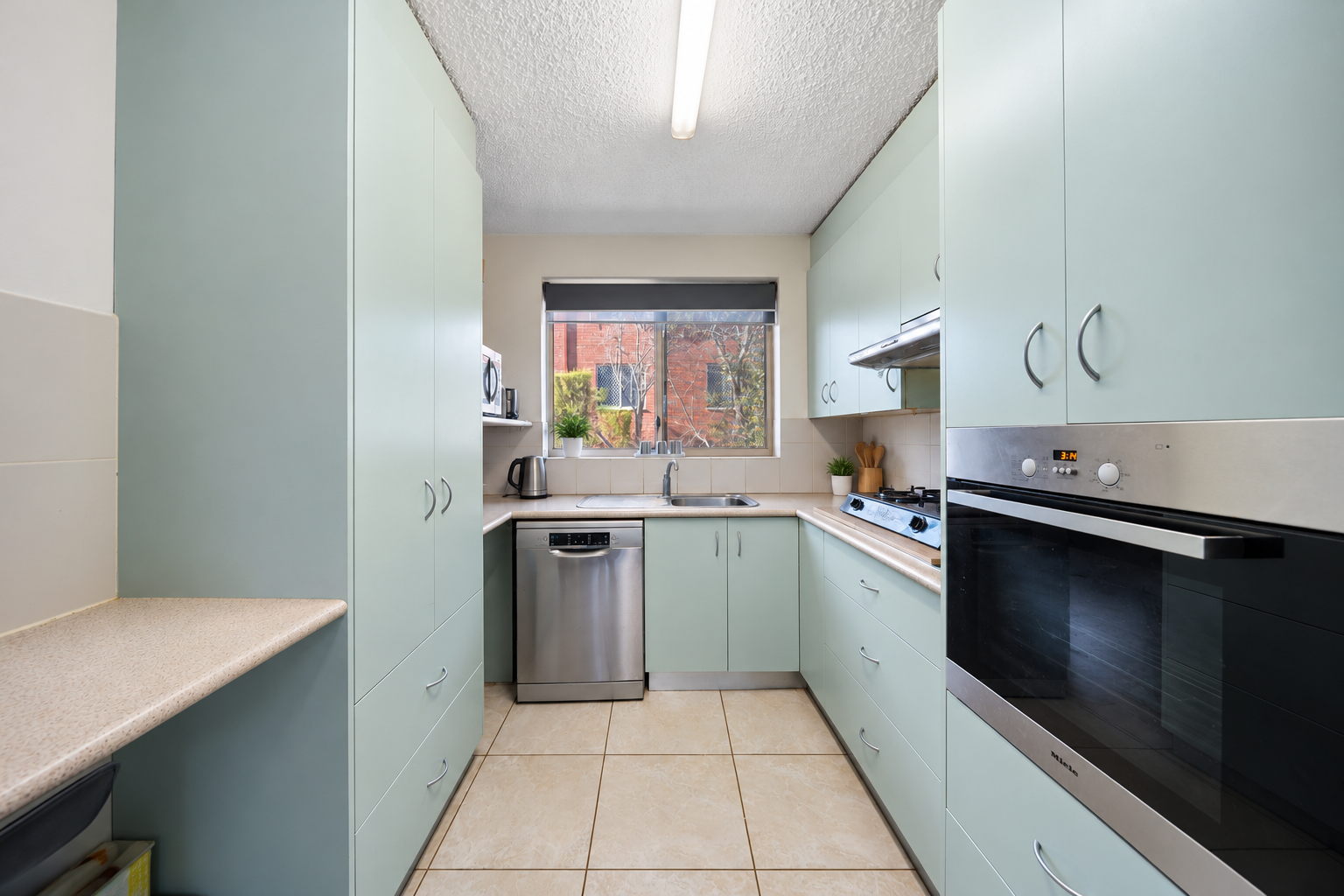 1/14 Yarrow Street — photo from Ray White Canberra