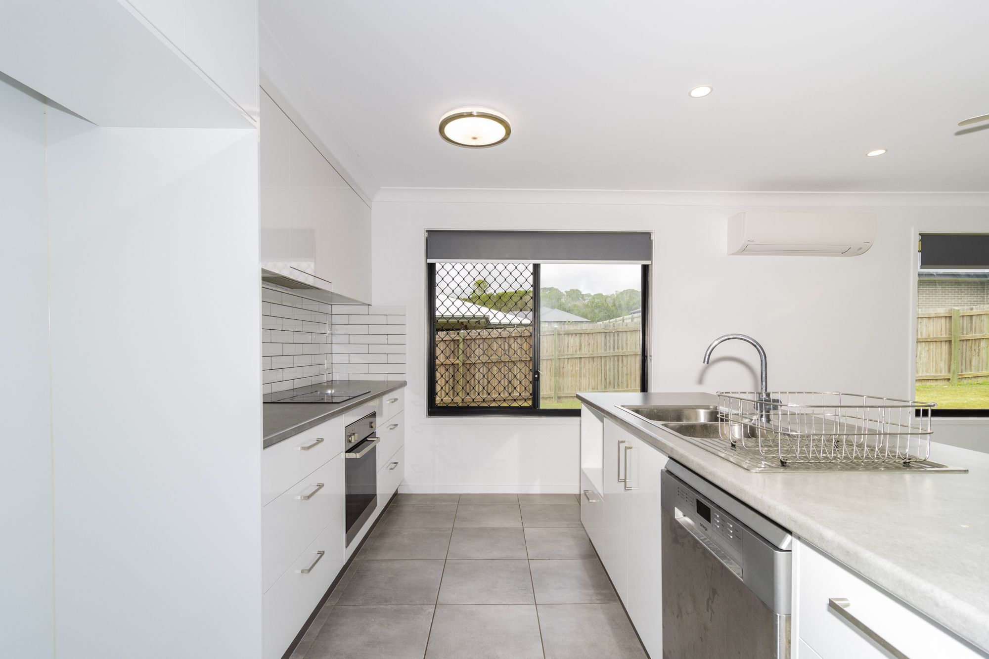 4 Seacrest Drive, Wondunna, QLD 4655