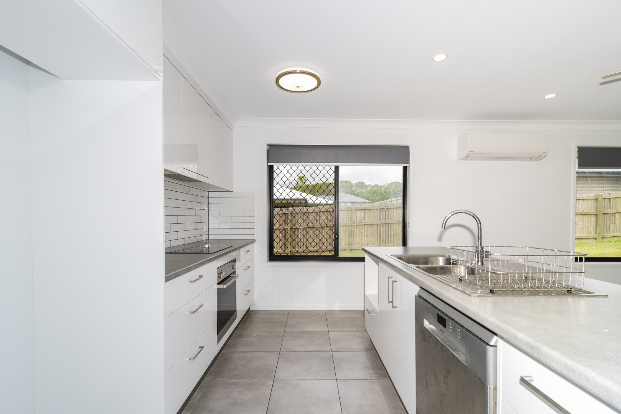 4 Seacrest Drive, Wondunna, QLD 4655