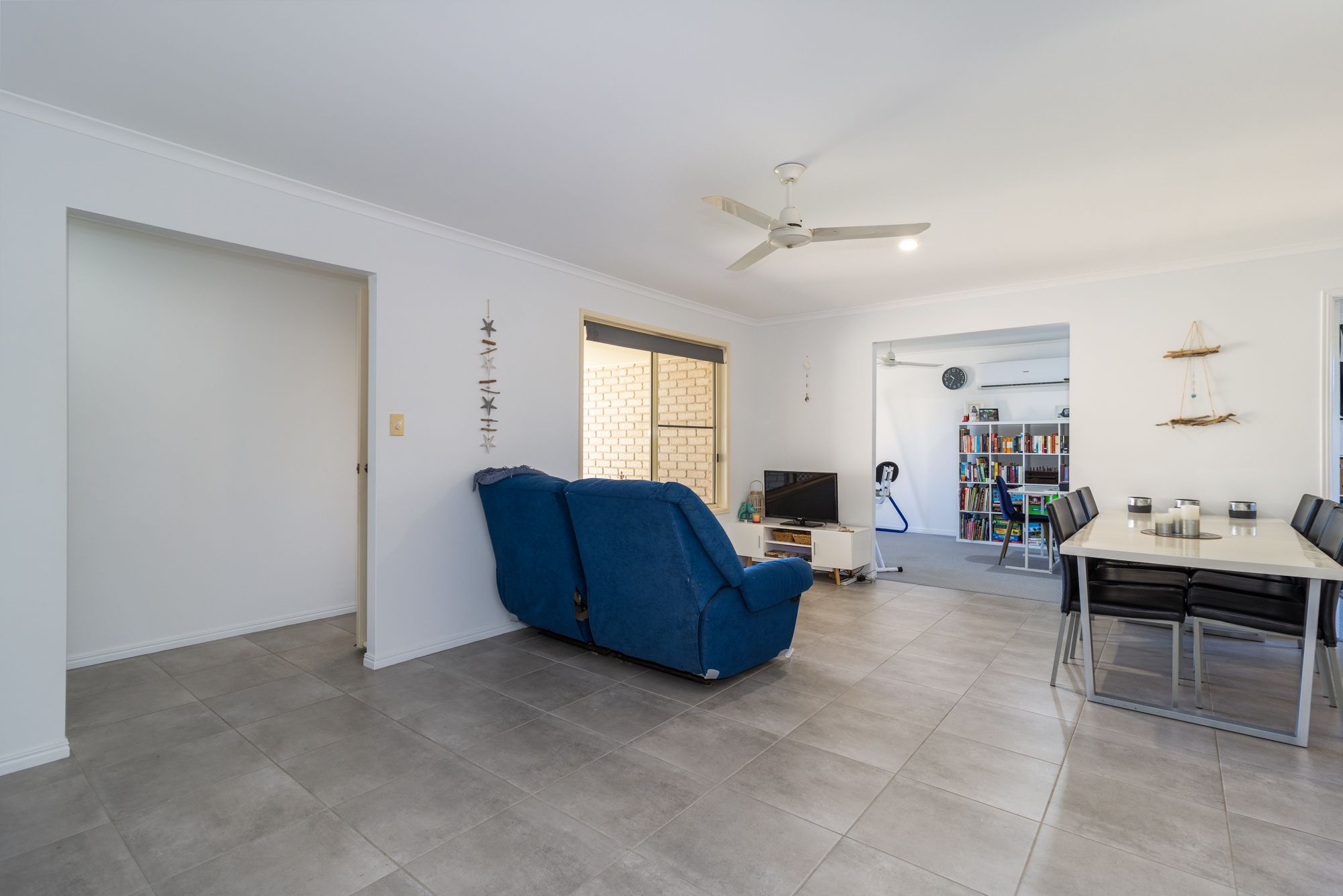 56 Anchorage Circuit, Point Vernon, QLD 4655