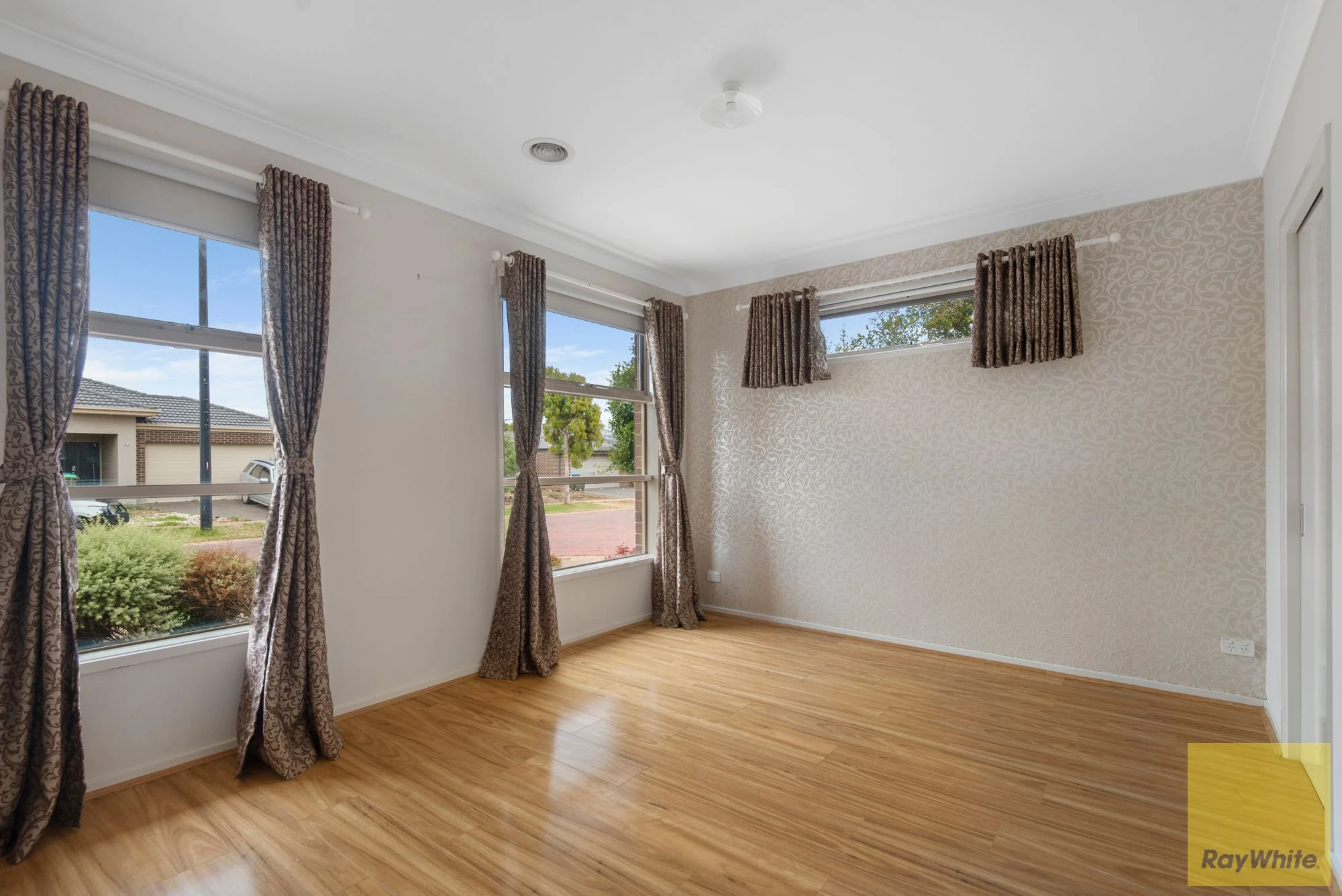 20 Luxford Drive, Point Cook, VIC 3030