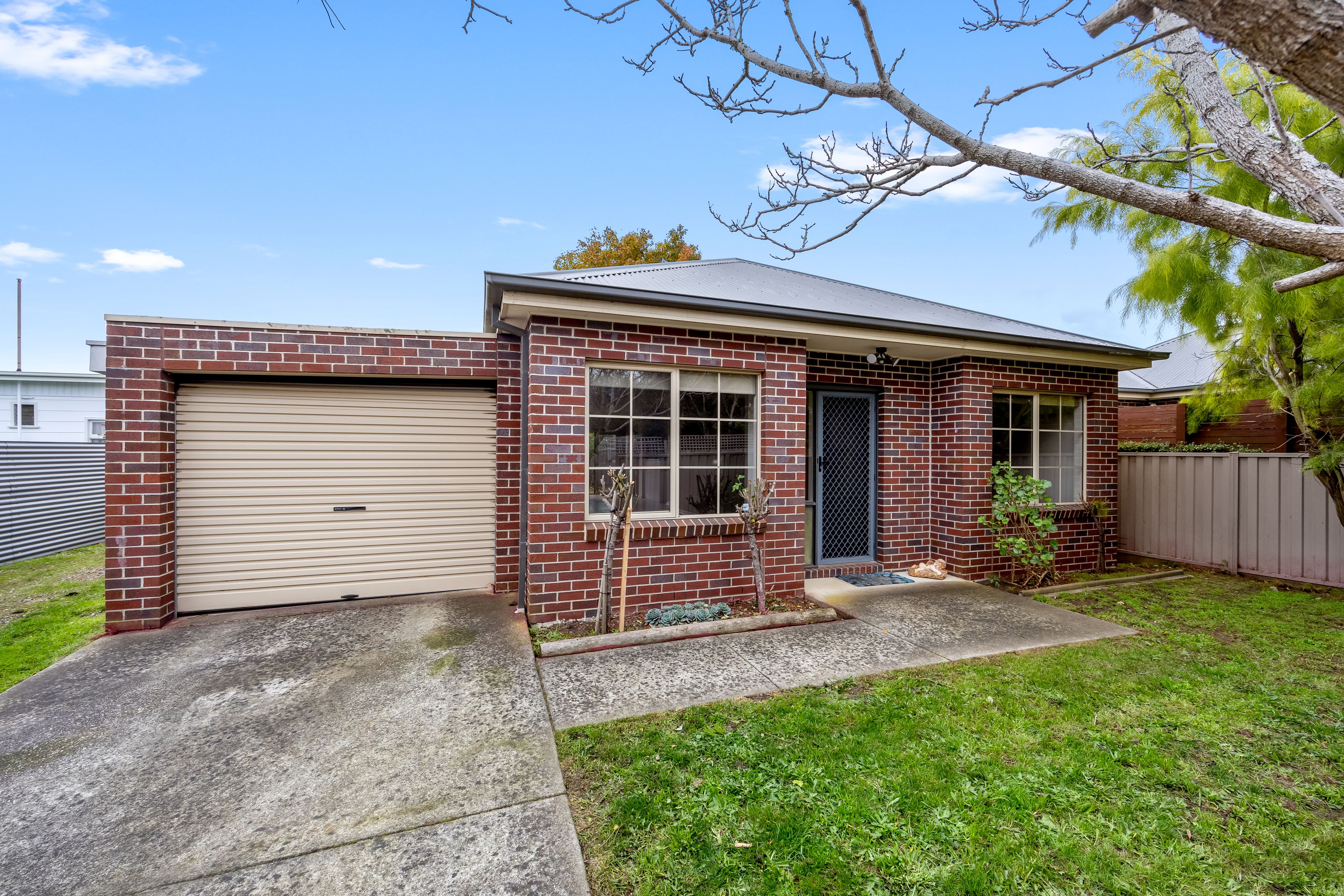24 Rutherford Place, Alfredton VIC 3350