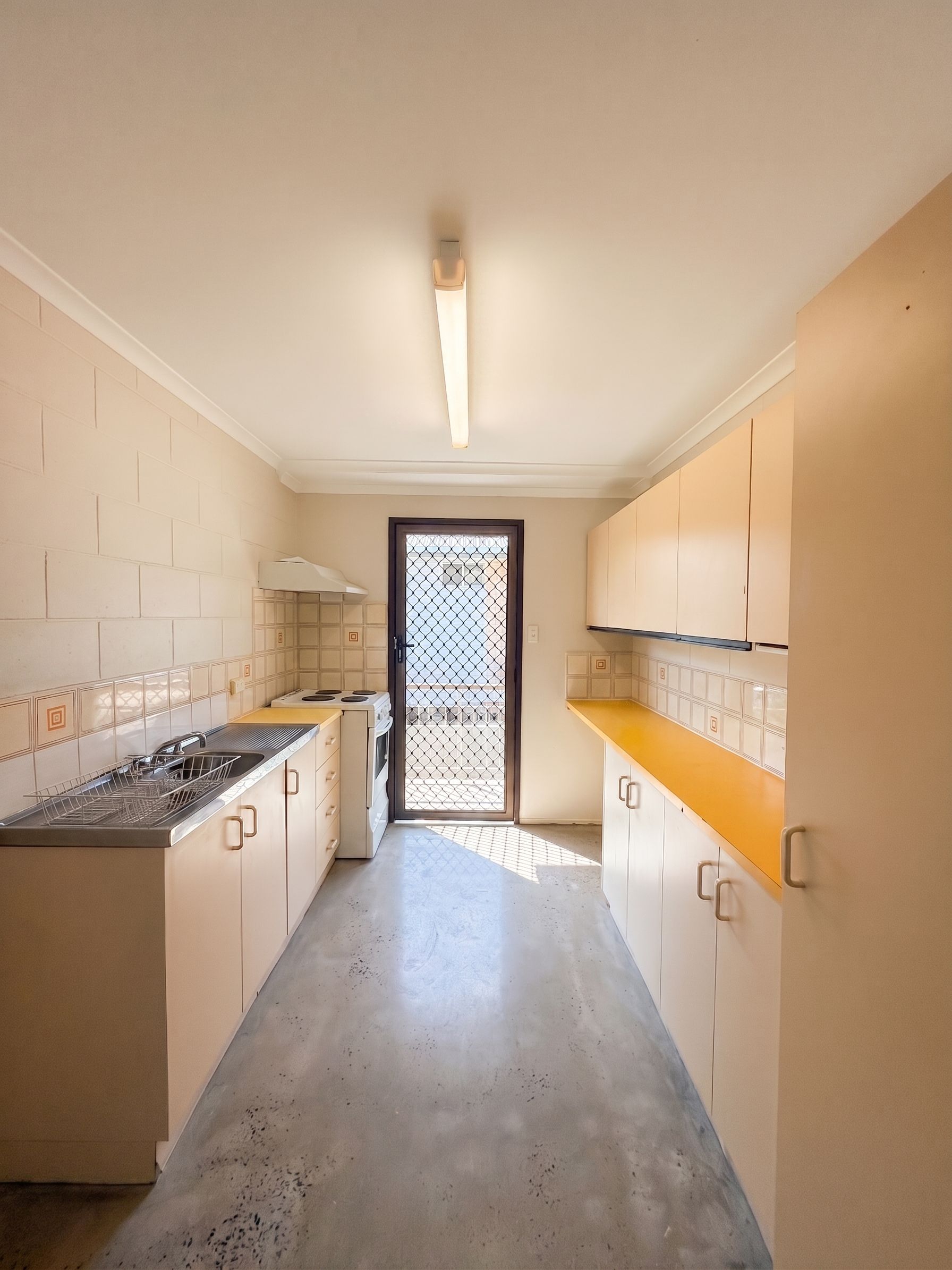 2/167 Shute Harbour Road, Cannonvale, QLD 4802