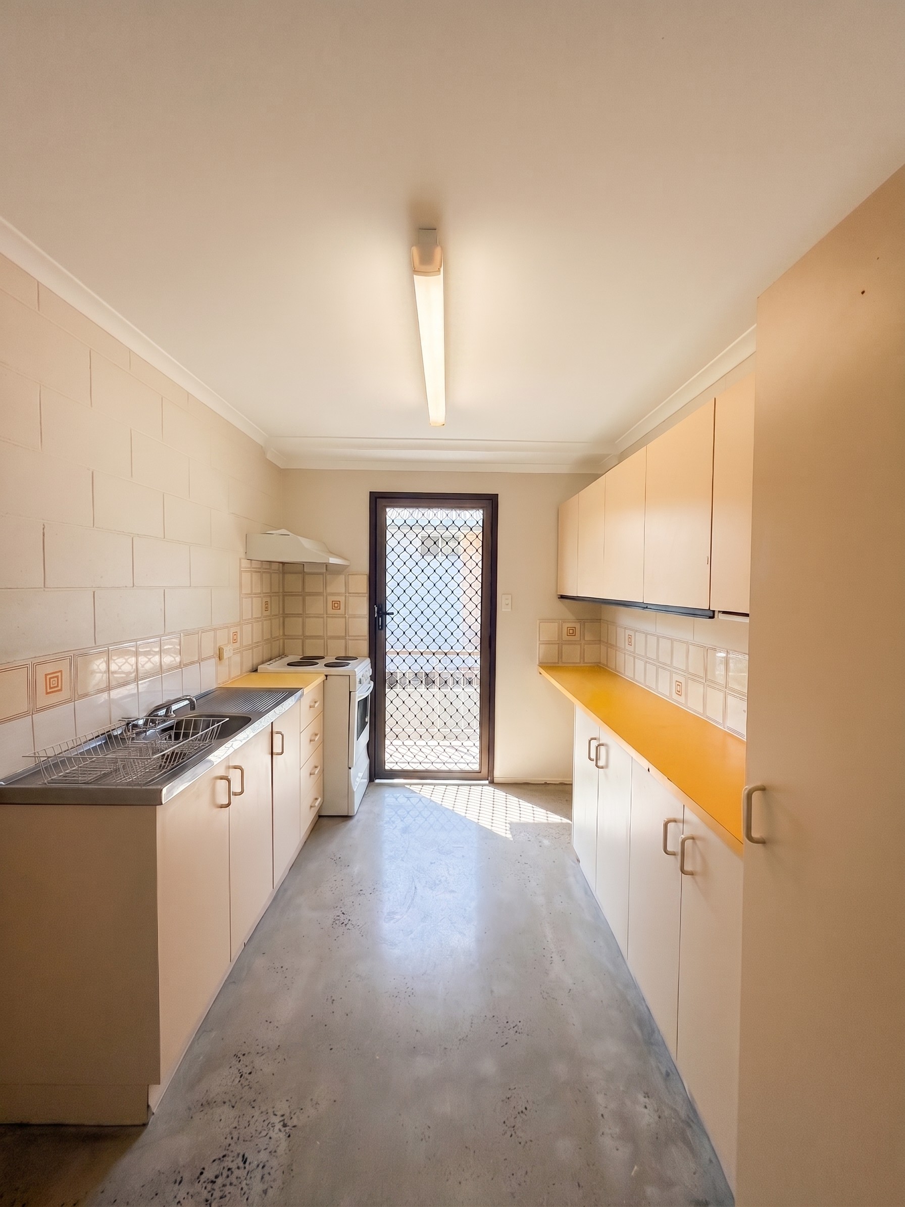 2/167 Shute Harbour Road, Cannonvale, QLD 4802
