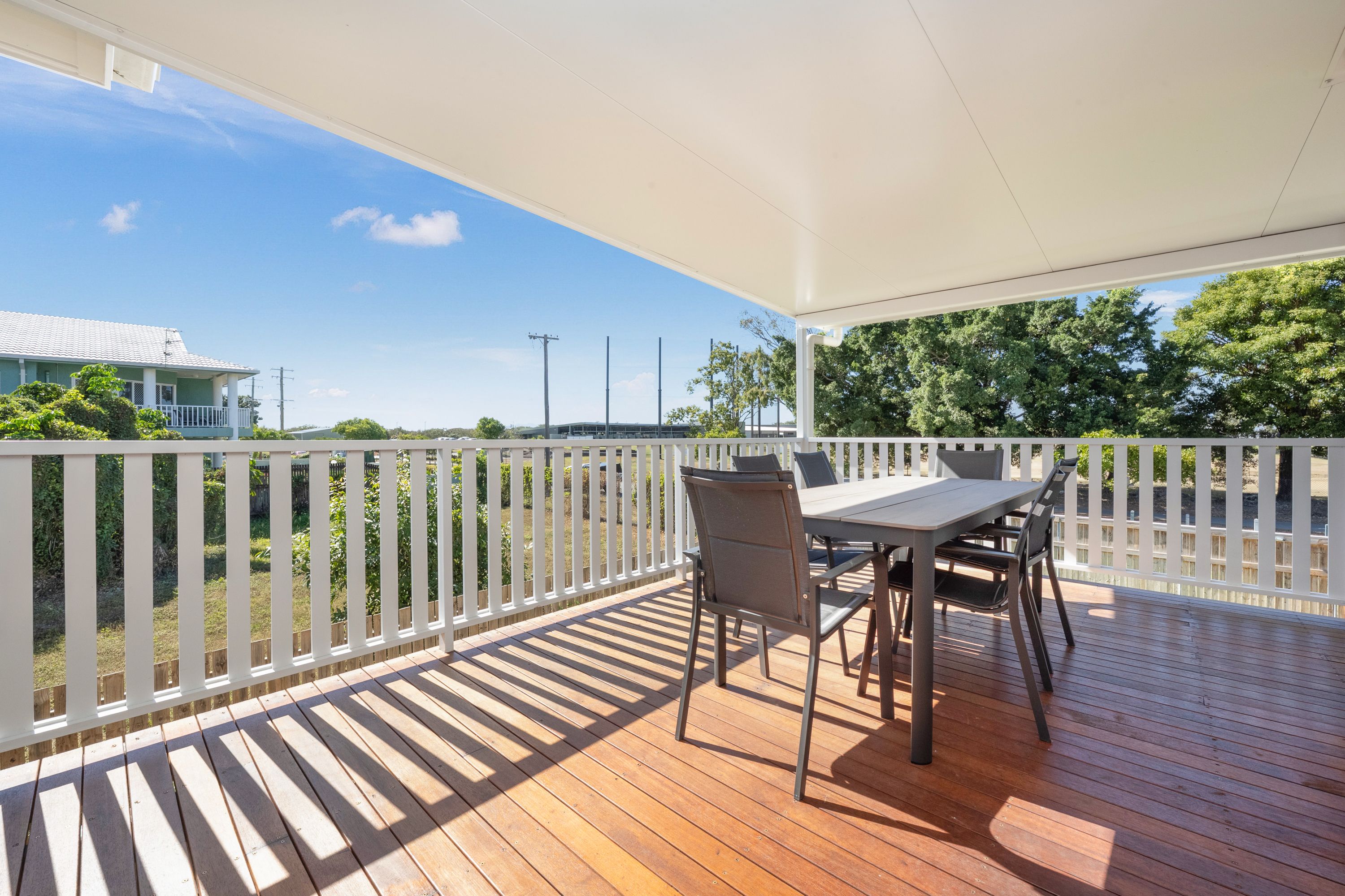 15 Lindsay Street — photo 6 of 23