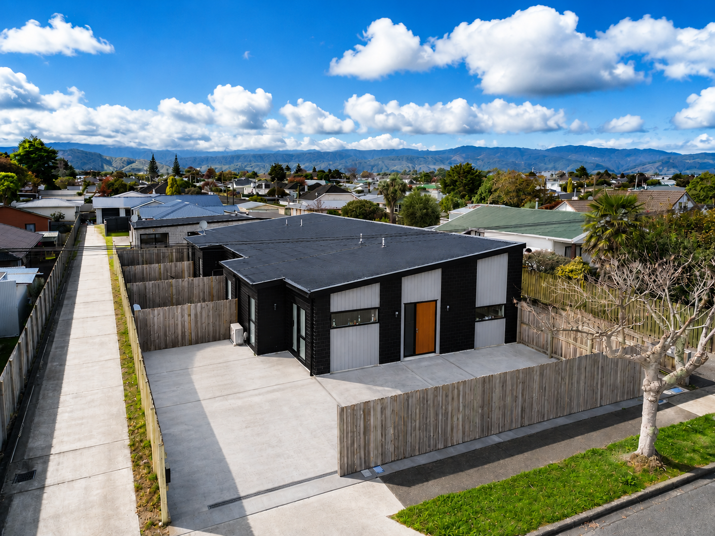 28 Sussex Street (units 1,2,3 & 4), Levin,