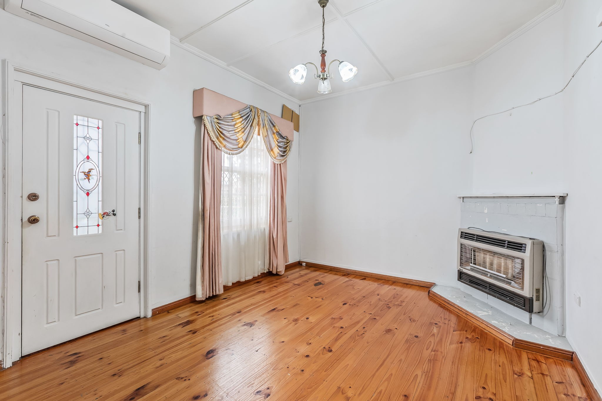 7 Tulloch Avenue, Pennington, SA 5013