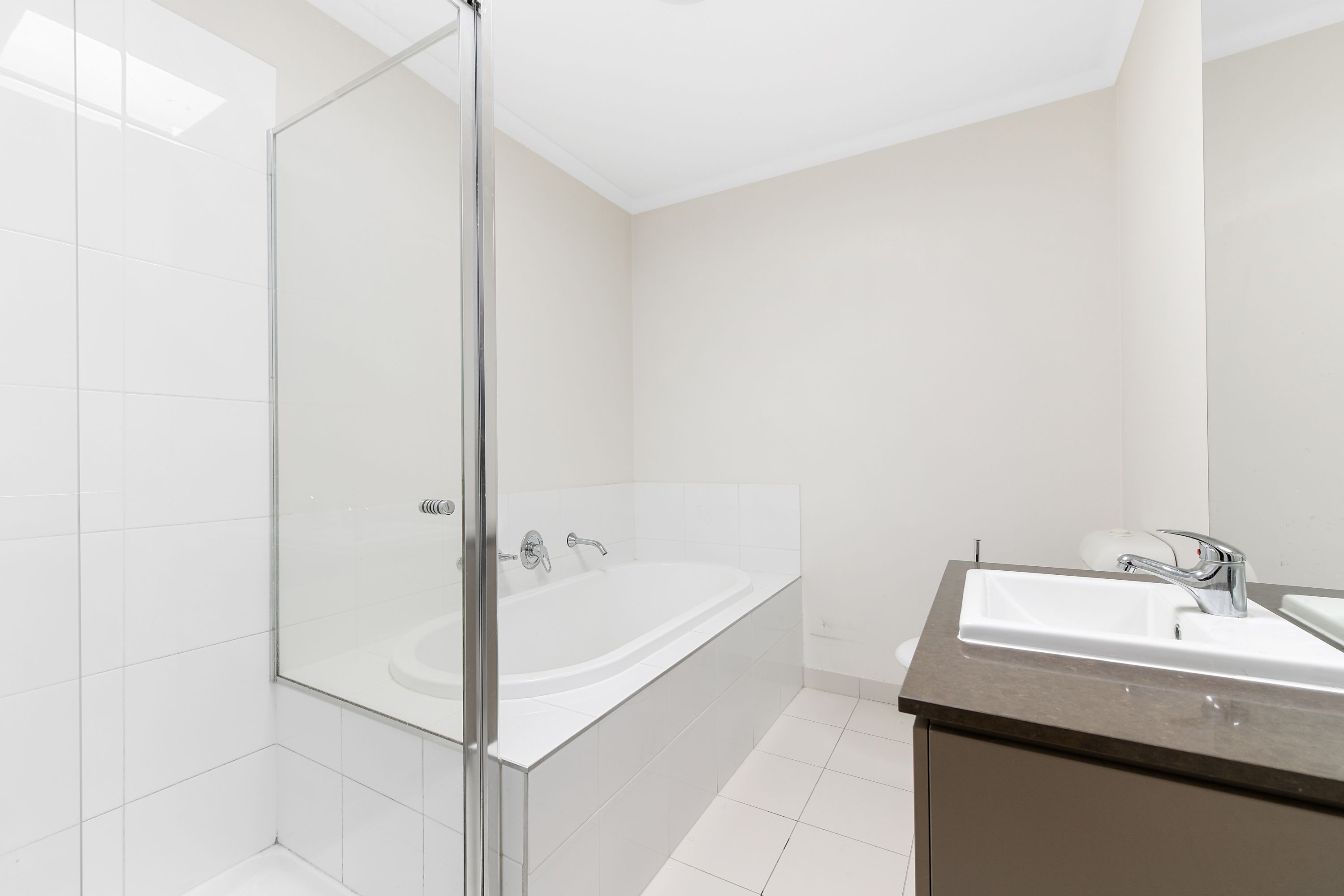 14 Anfield Crescent — photo 7 of 8