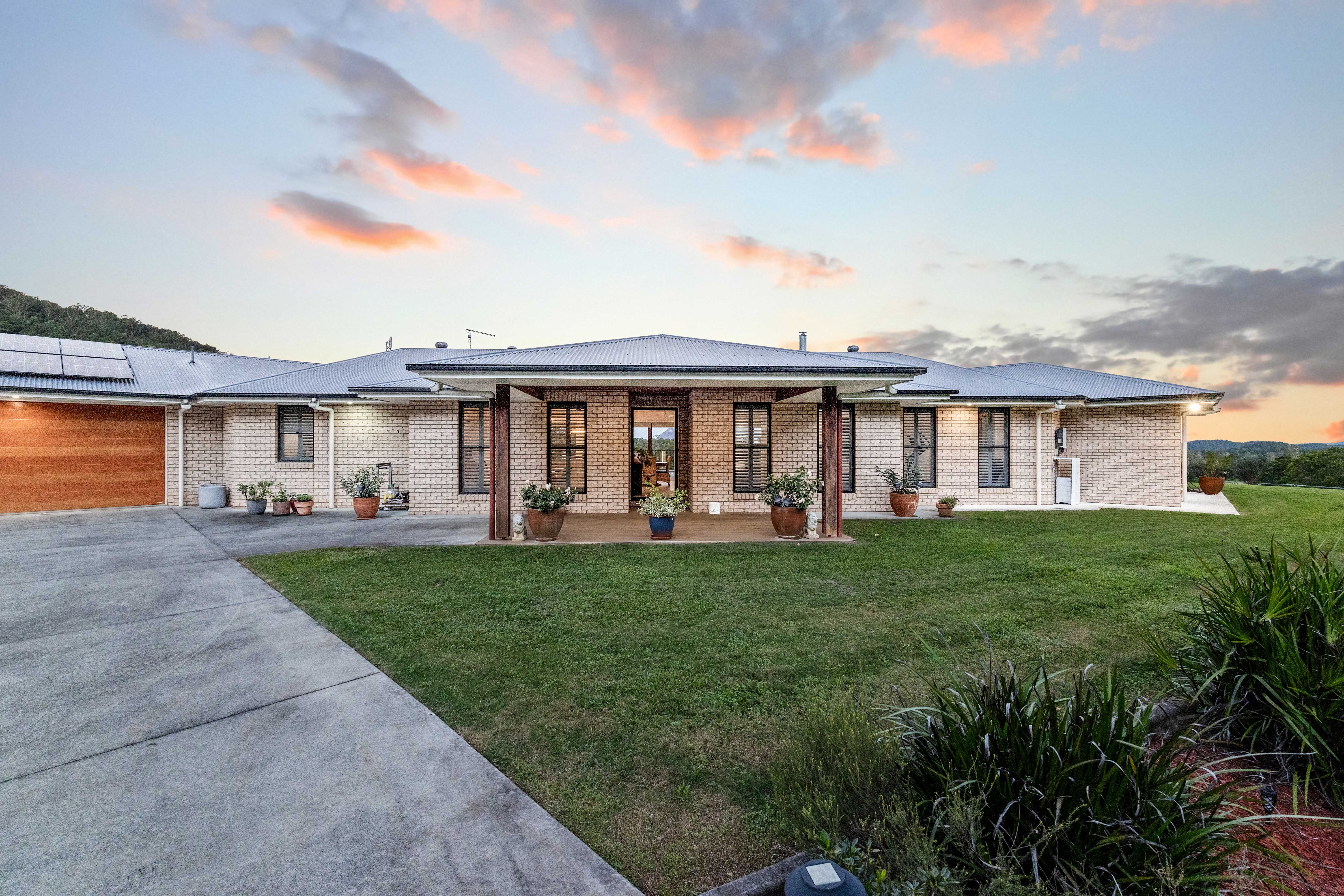 Wingara 81 Heath Road — photo 3 of 30