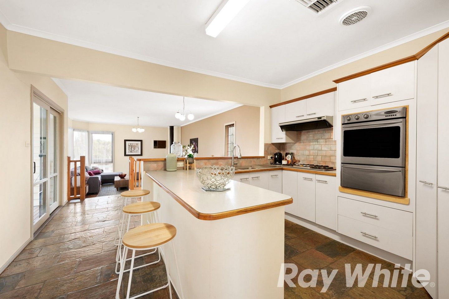 142 Kanooka Road, Boronia, VIC 3155