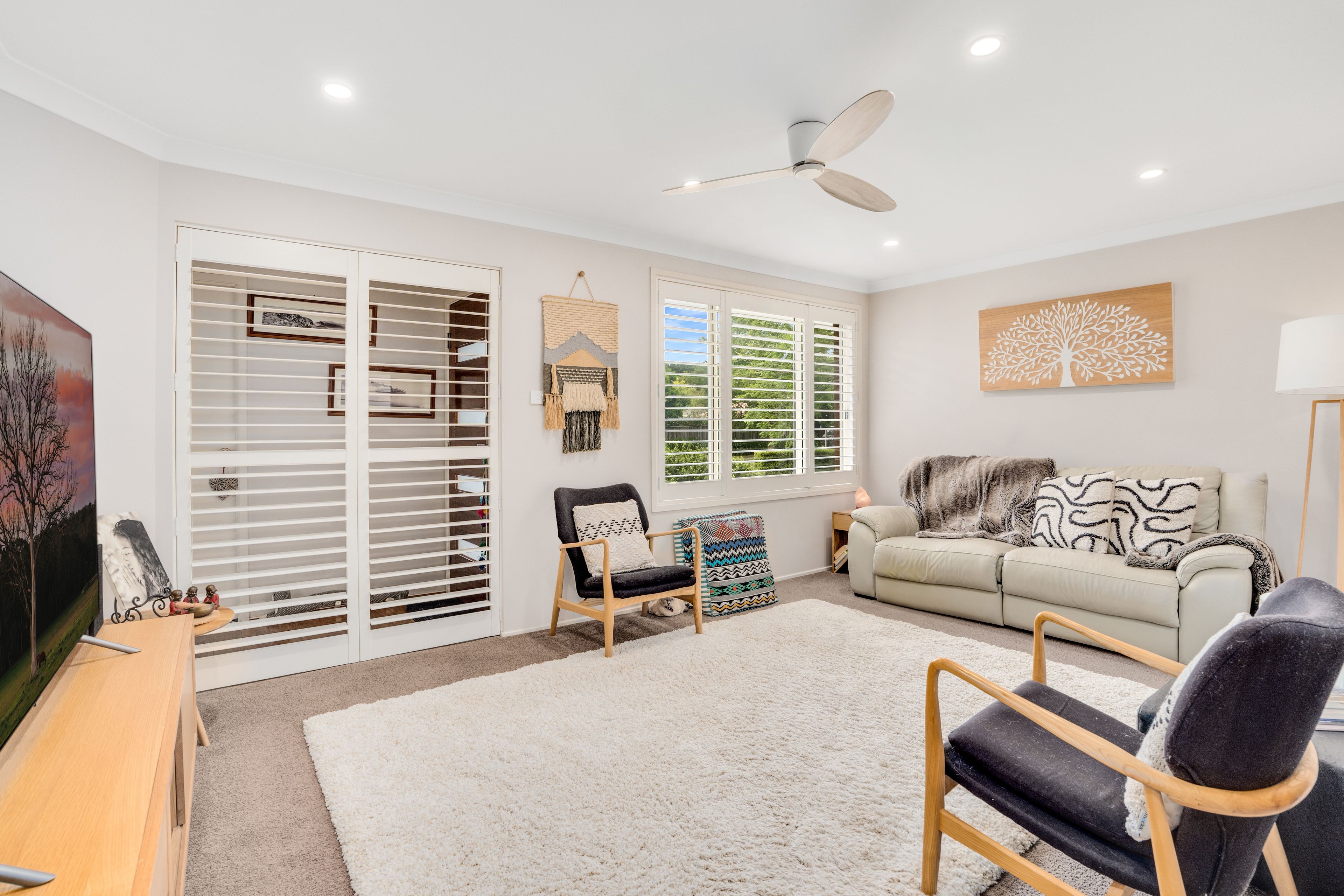 28 Robinia Drive — photo 4 of 11