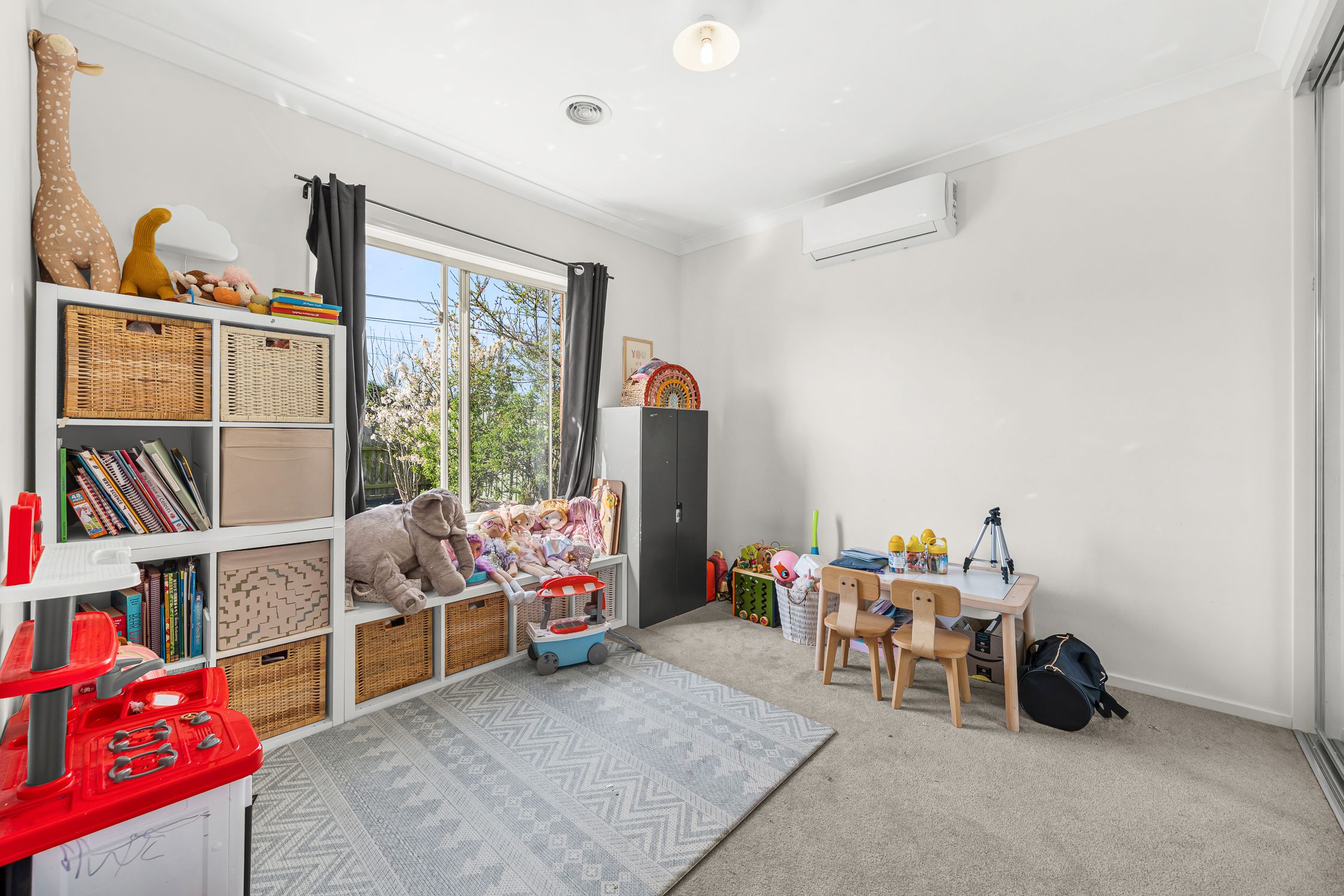 35 Moore Mews — photo 10 of 10