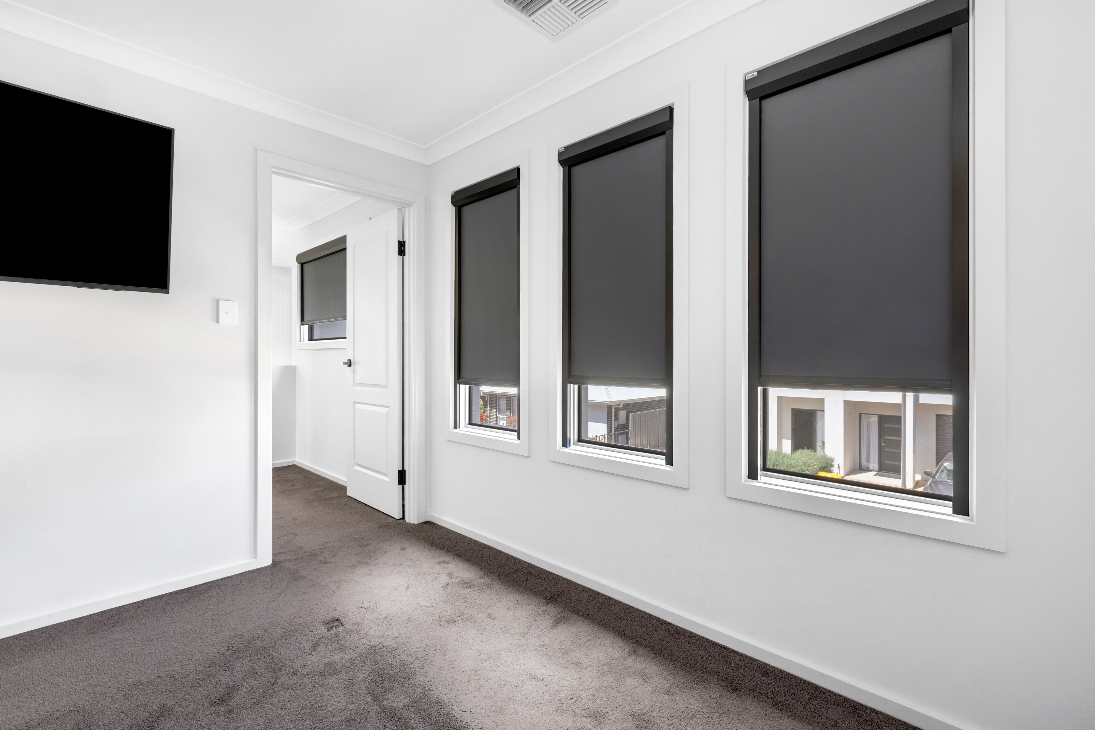 4 Wyong Crescent — photo 10 of 22