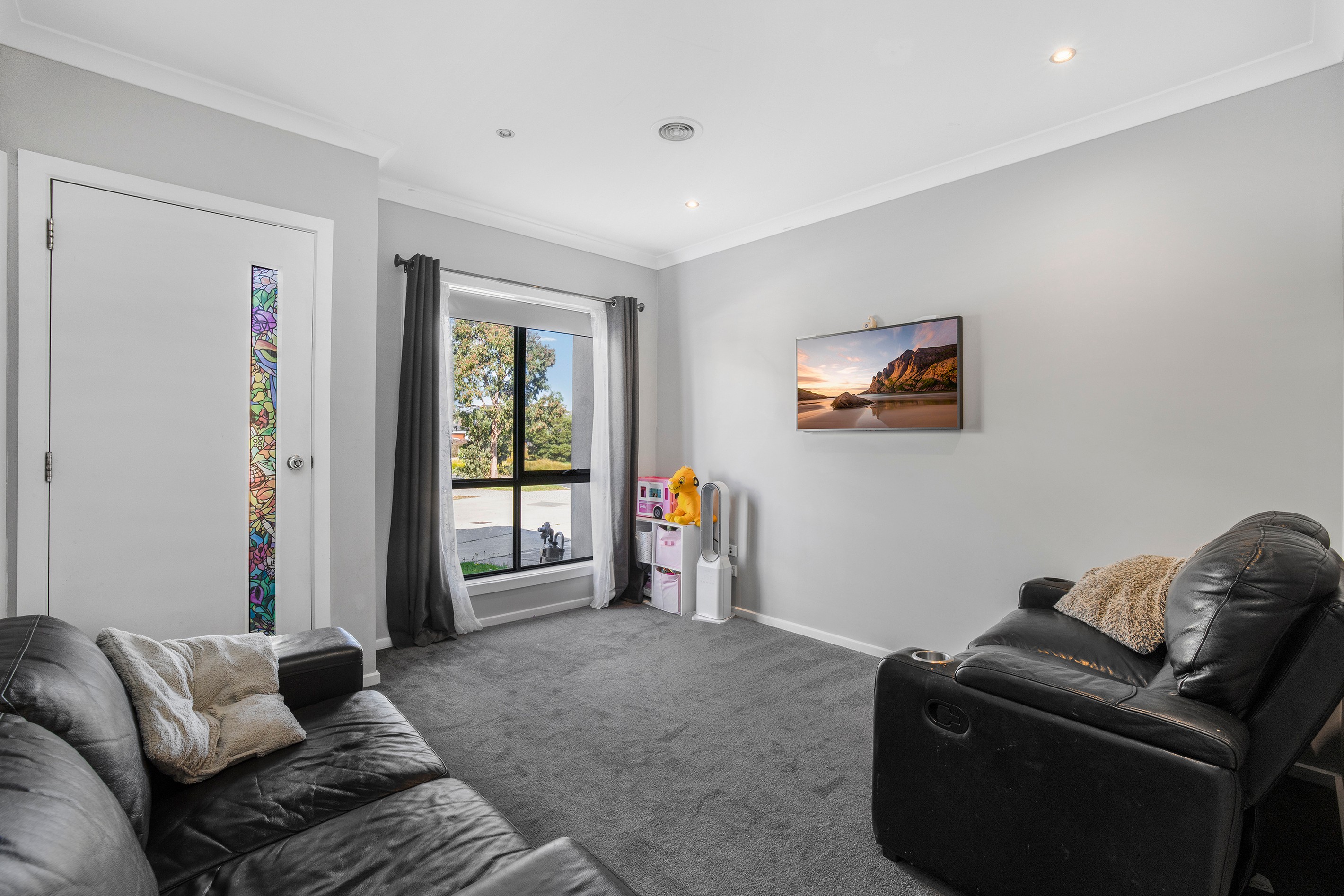 2/180 Henry Road, Pakenham, VIC 3810