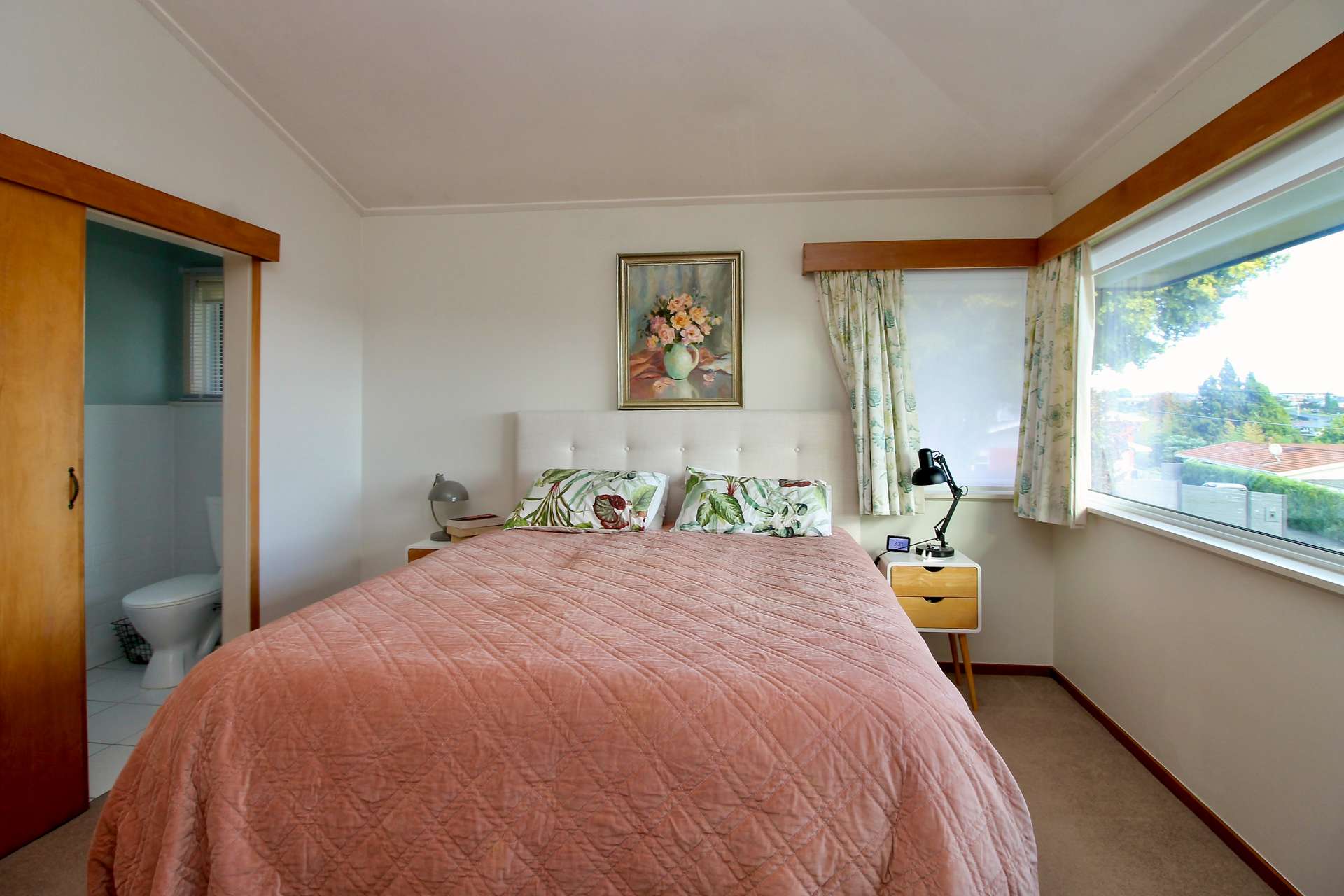 290 Douglas Avenue photo 7