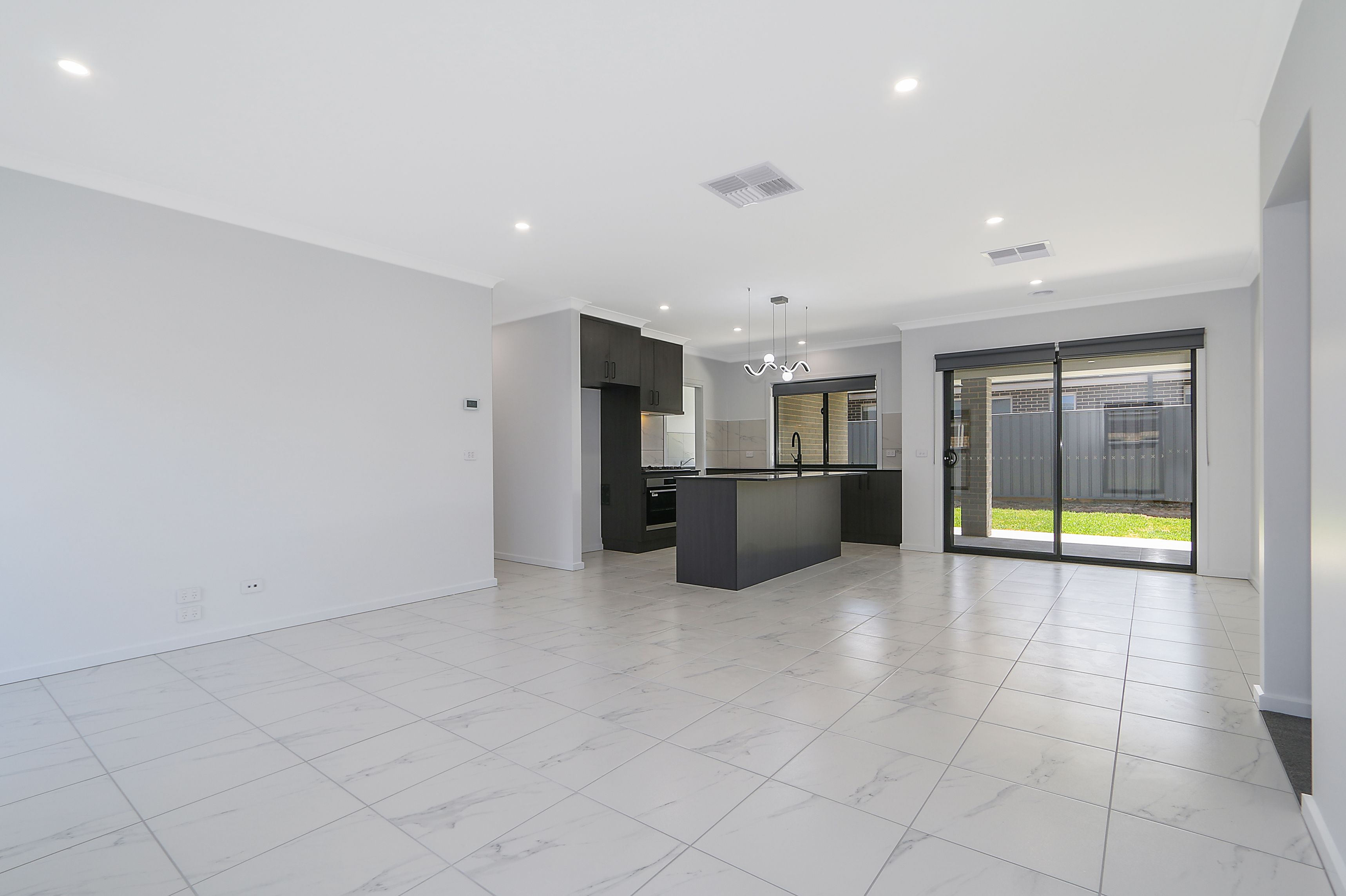 15 Selby Street — photo 4 of 10