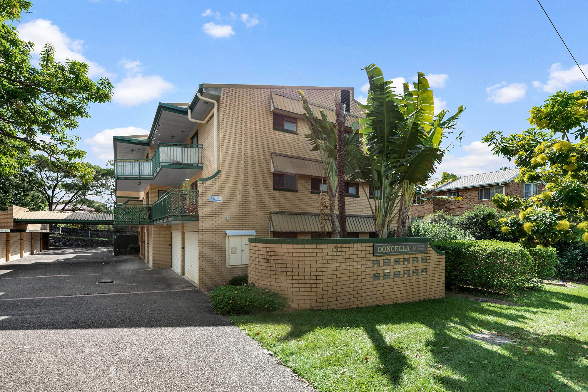 9 Brasted Street, Taringa QLD 4068