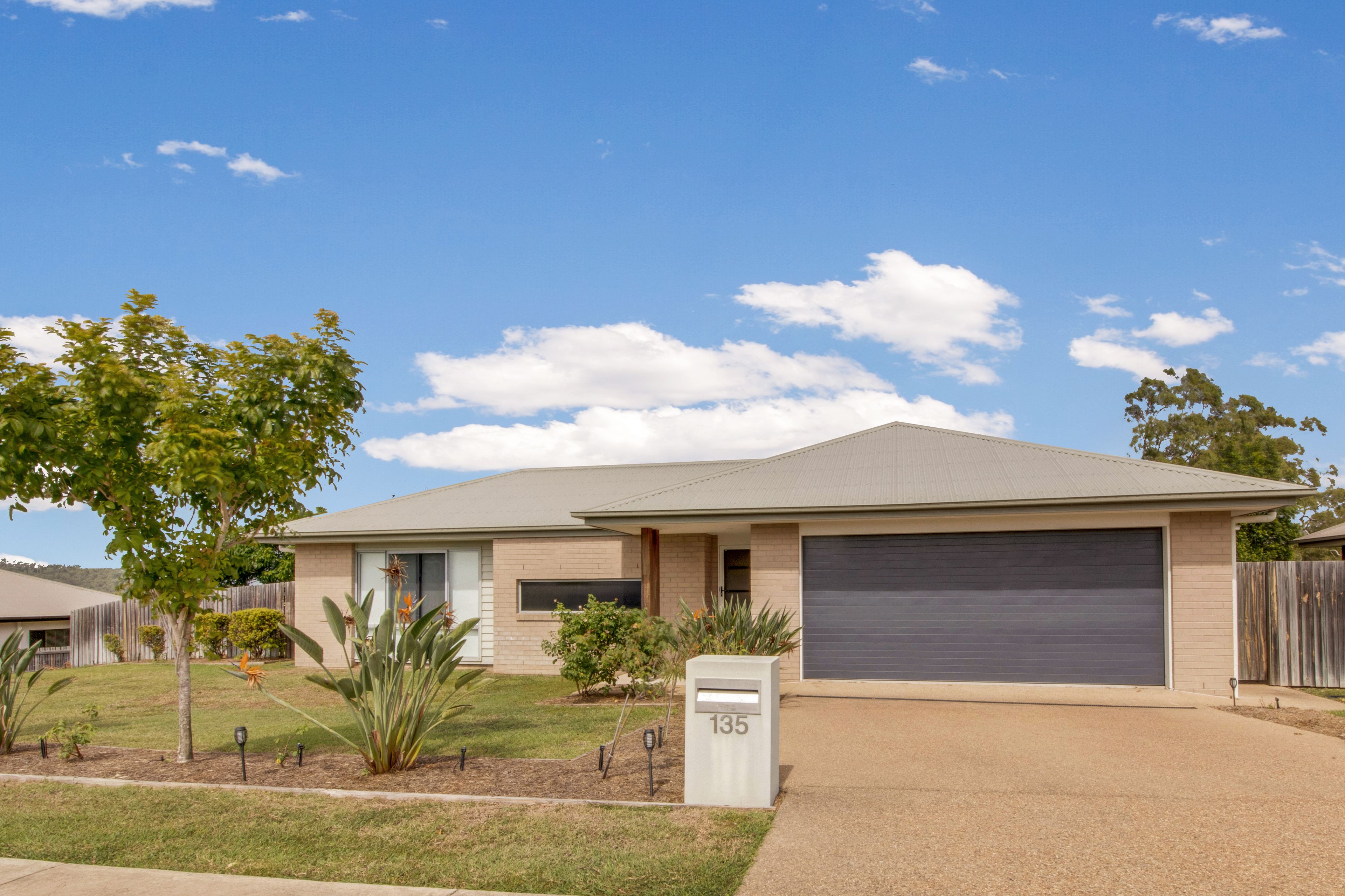 135 Emmadale Drive, New Auckland QLD 4680