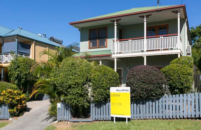 4 Rambler Street, Bardon, QLD 4065
