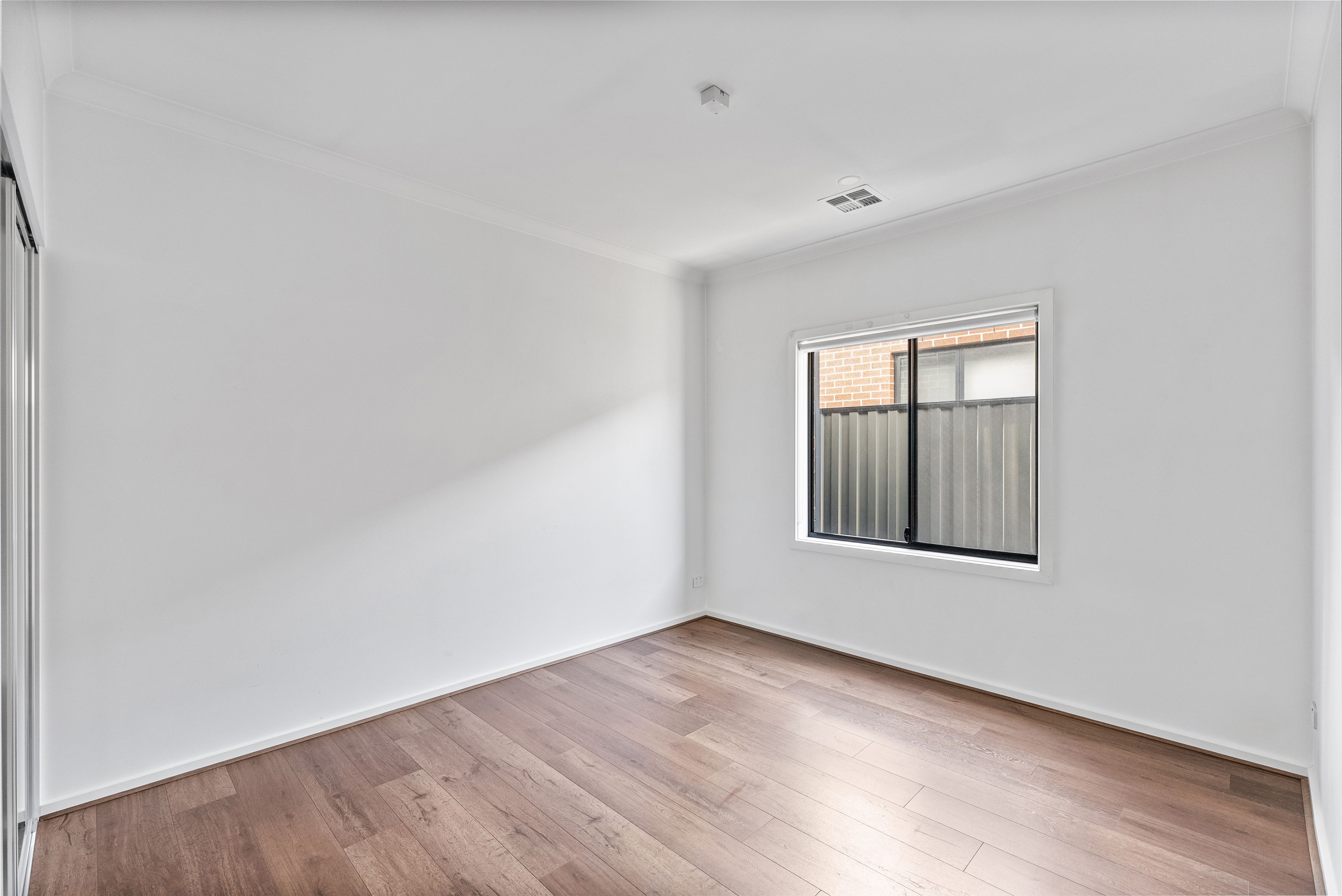 14 Decumbens Way — photo 9 of 15