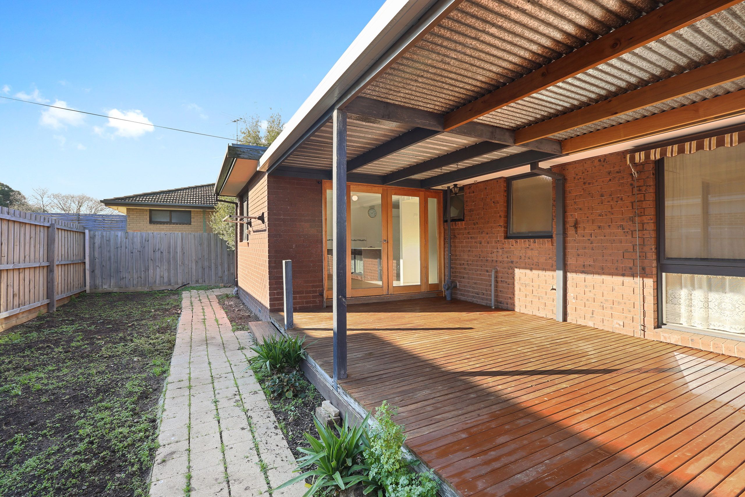 1/70 Smeaton Close — photo 10 of 11