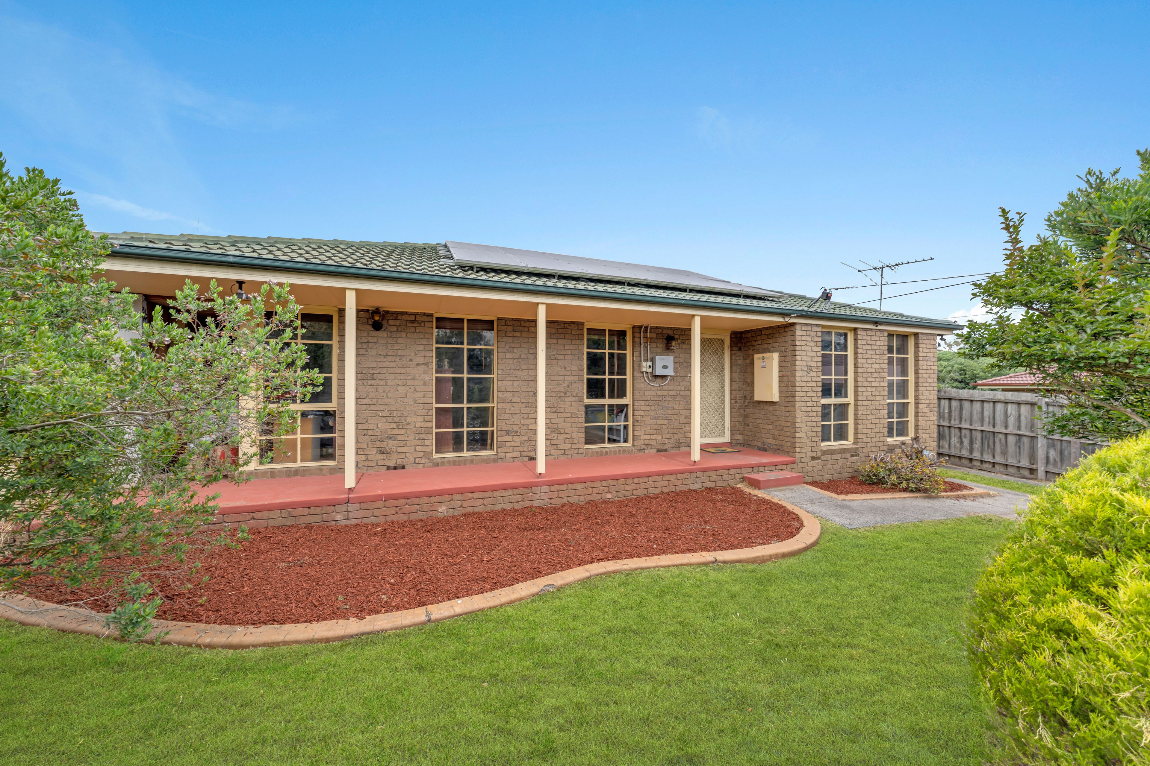 5 Ridley Close, Carrum Downs VIC 3201