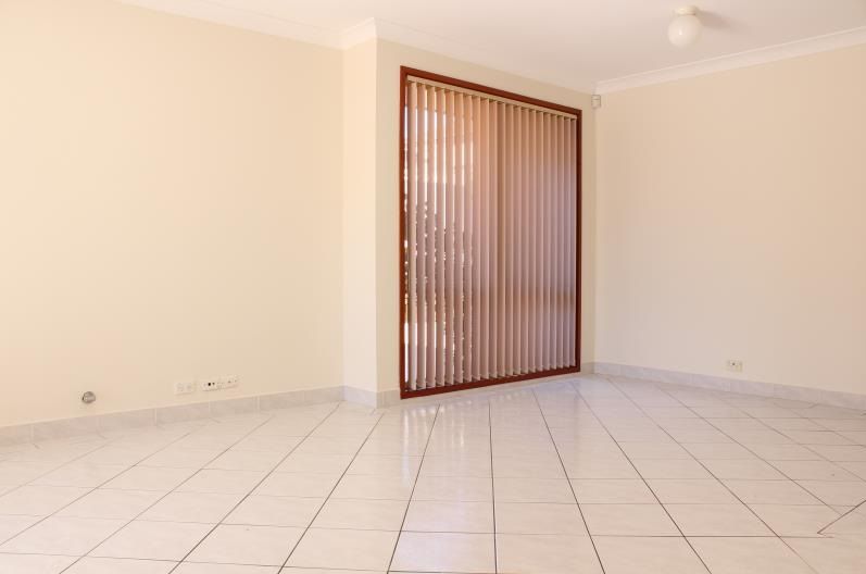 103 Lord Howe Drive, Green Valley, NSW 2168