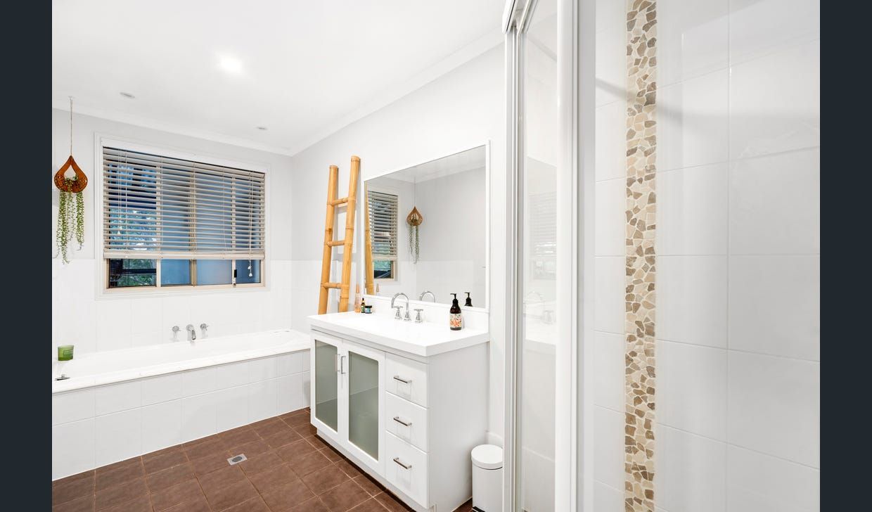 90 Avocado Street — photo 16 of 30