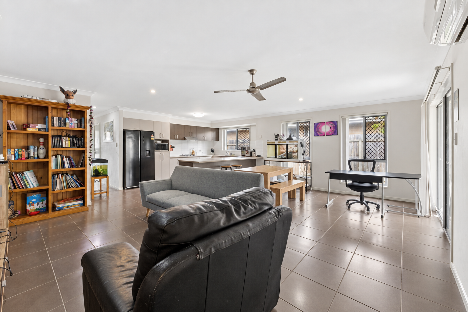 18 Soward Court — photo 4 of 15
