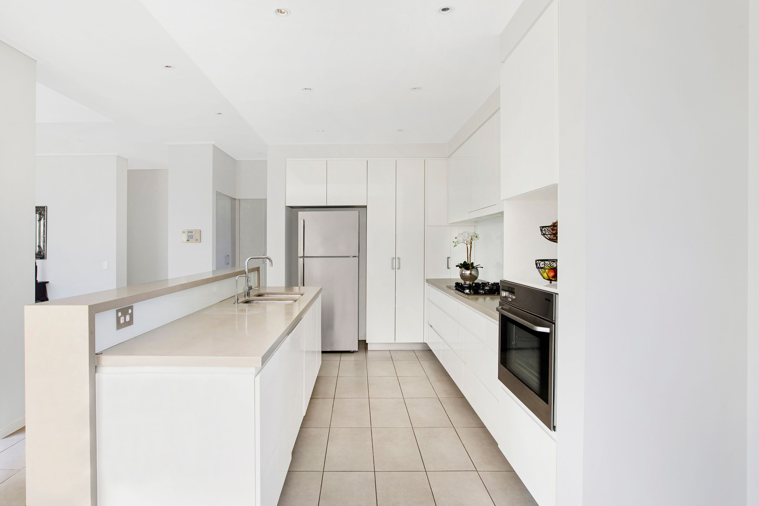 3 Gumura Street — photo 4 of 10