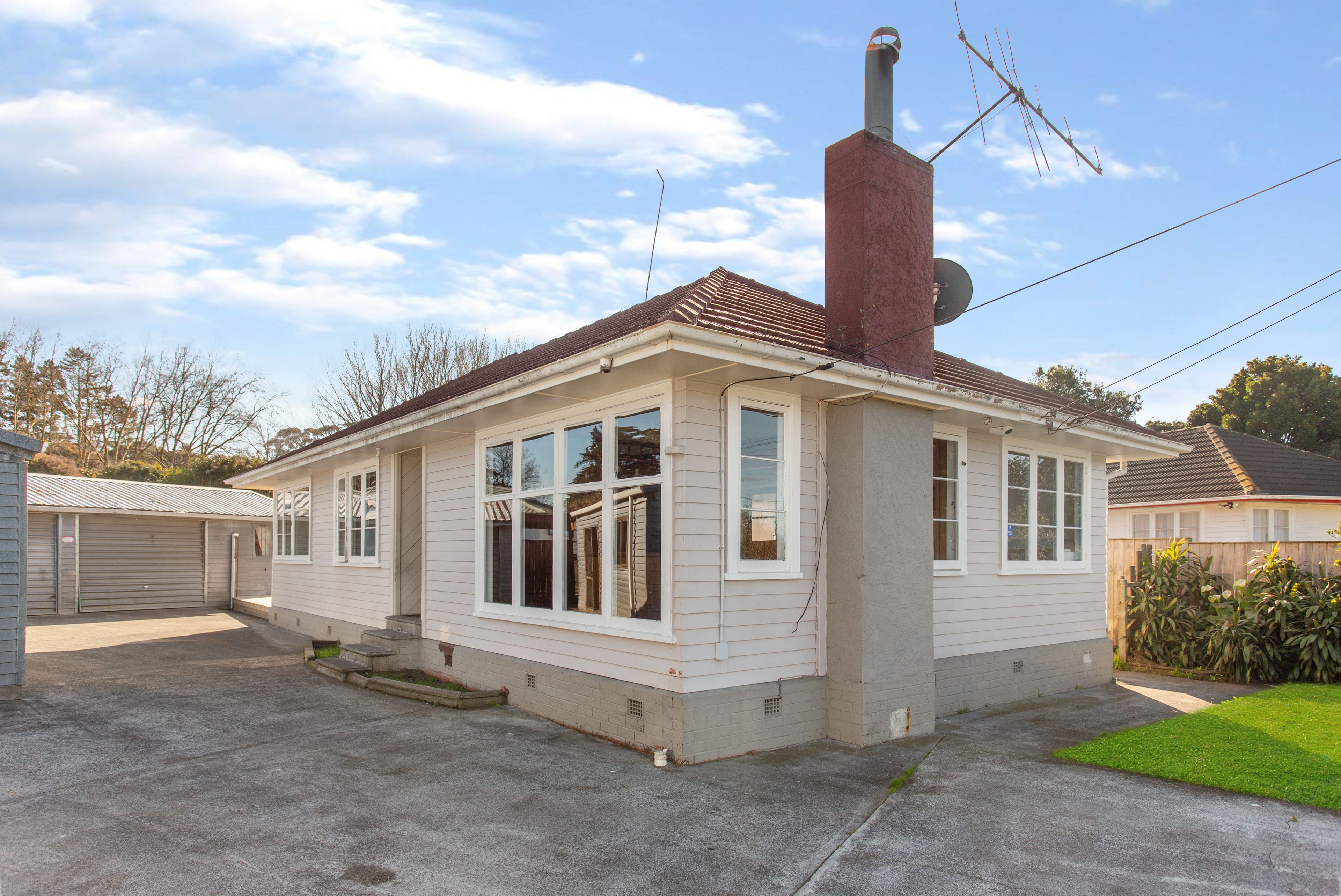 31 Velvet Crescent, Otara, Manukau City