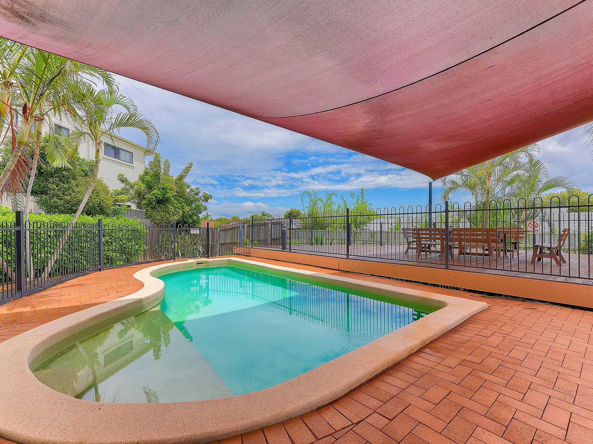 13/10 Diane Court, Calamvale, QLD 4116