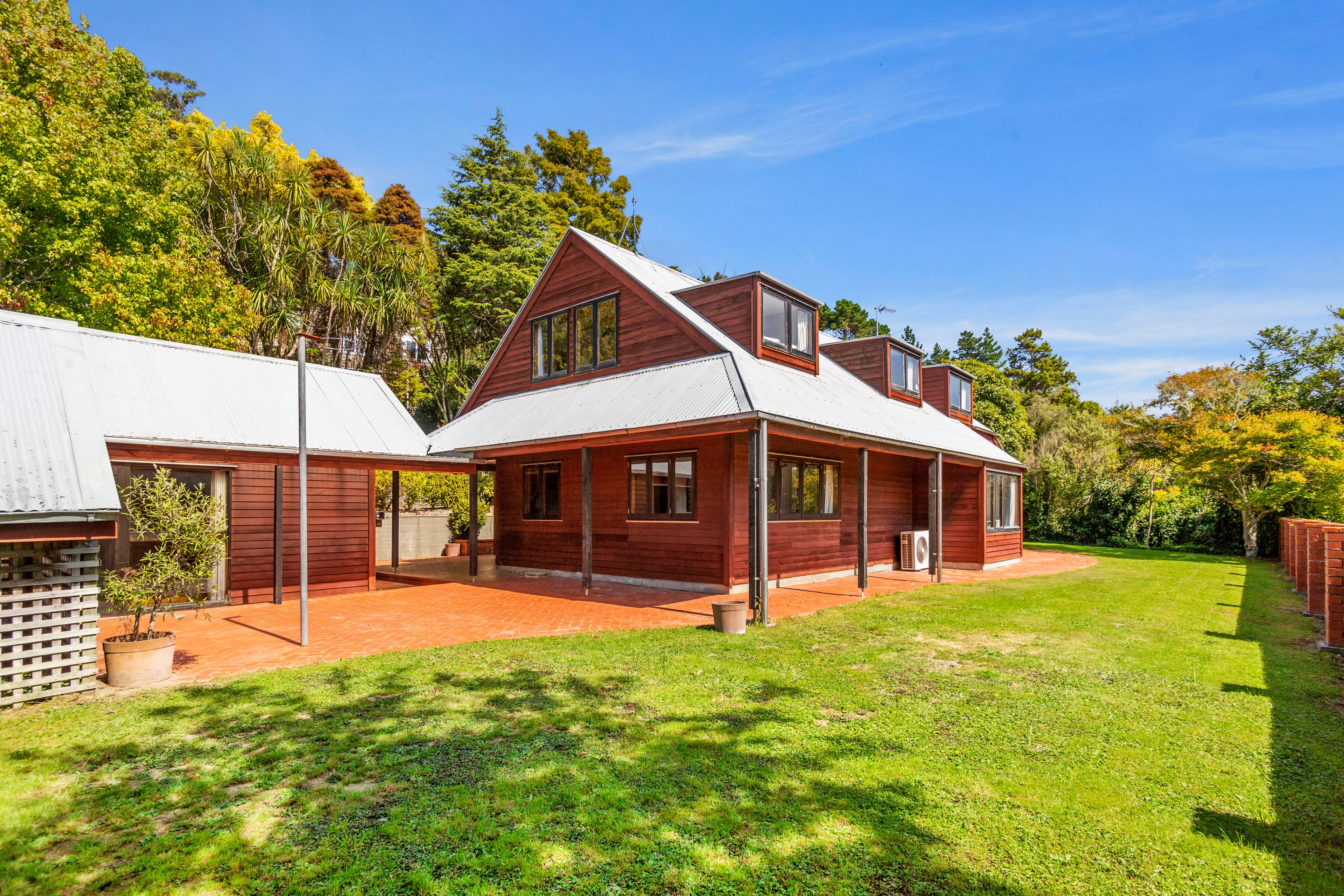 18B Chatsworth Road, Silverstream, Upper Hutt City