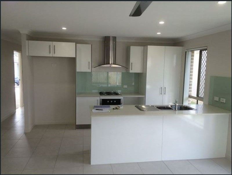 22 Feather Court, Morayfield, QLD 4506