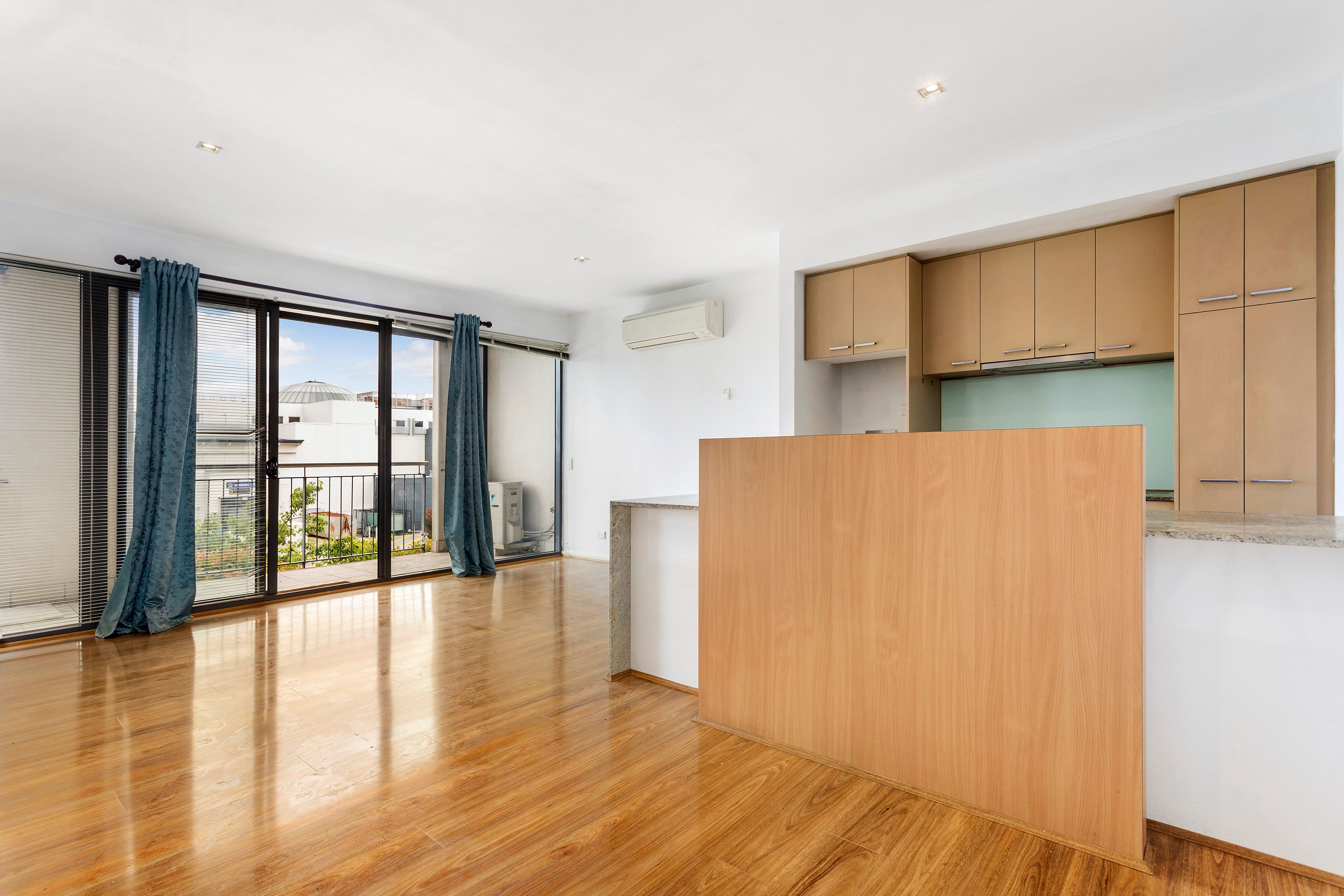 11/2-4 Blair Road, Glen Waverley, VIC 3150