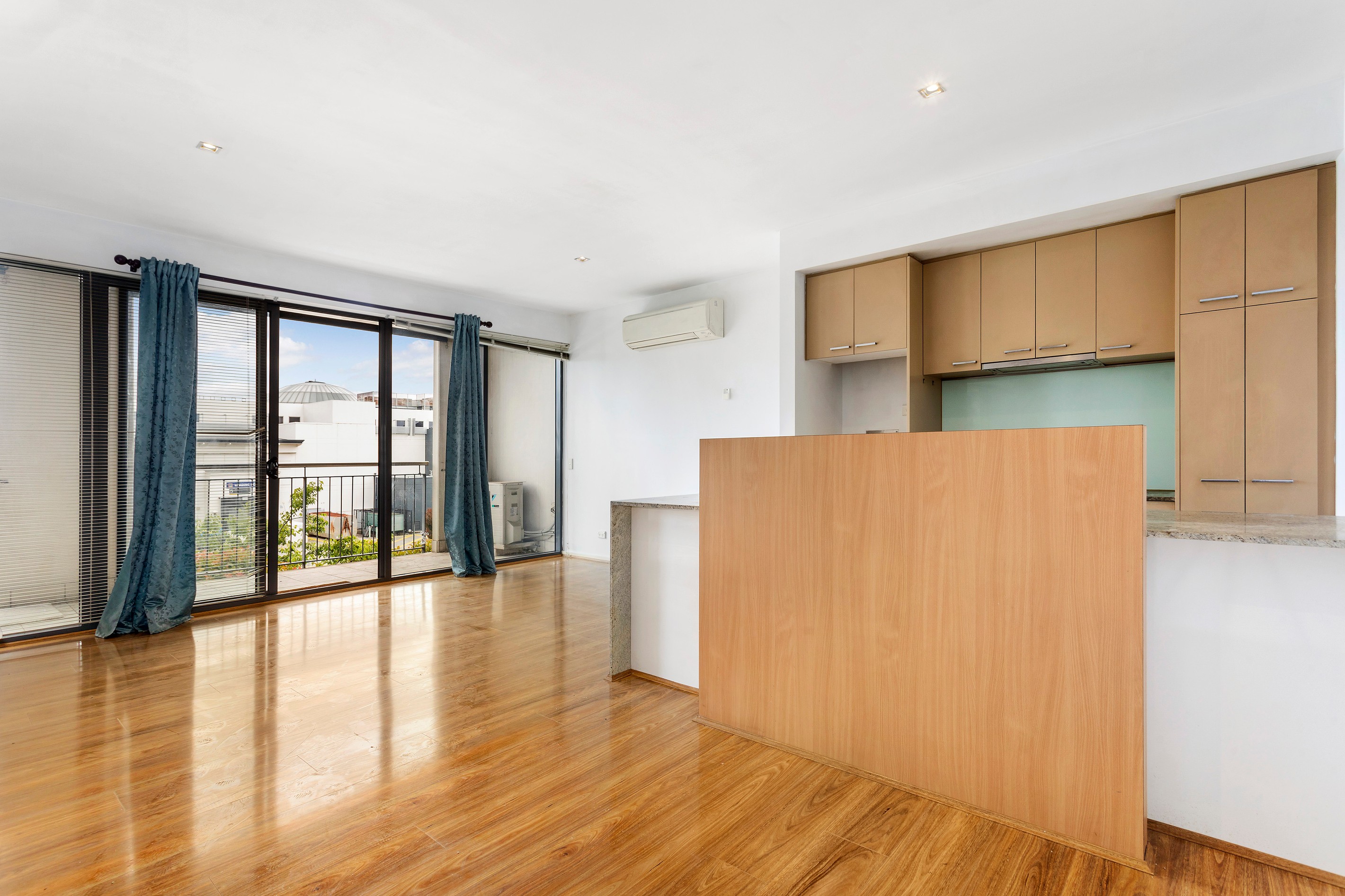 11/2-4 Blair Road, Glen Waverley, VIC 3150