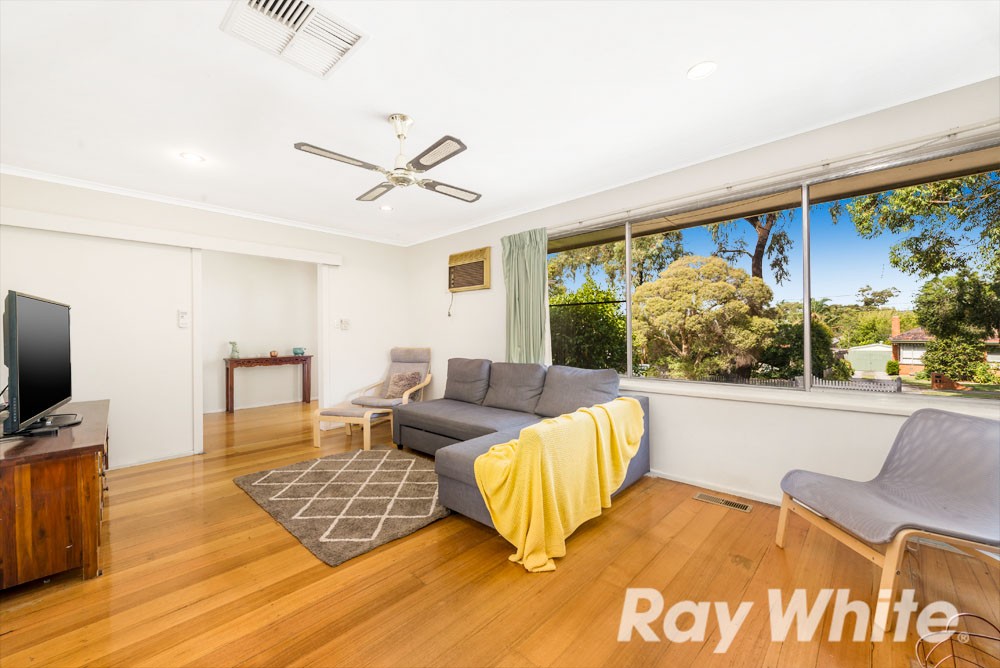 42 Lynn Drive, Ferntree Gully, VIC 3156